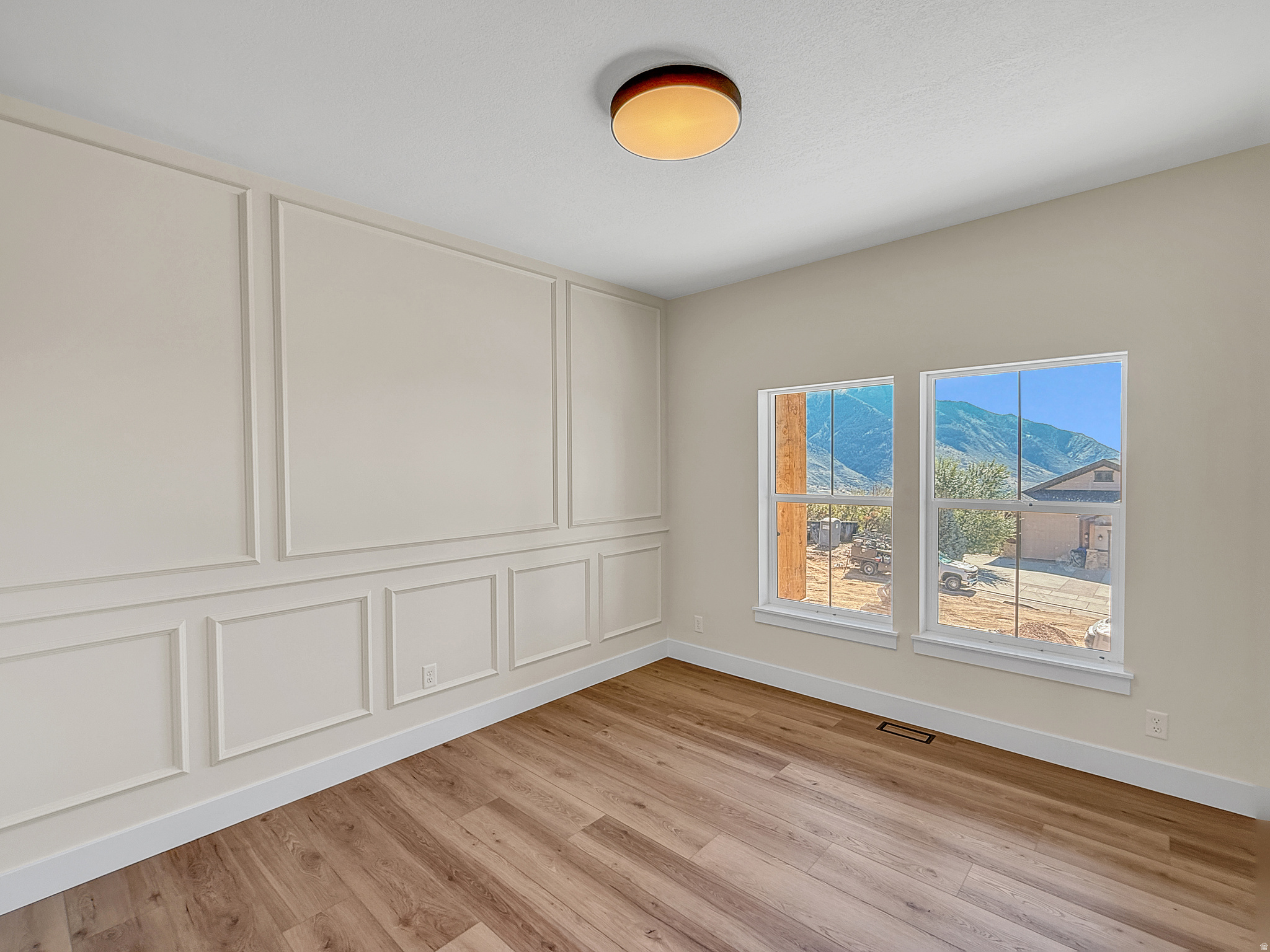 NORTH VIEW ESTATES - Residential
