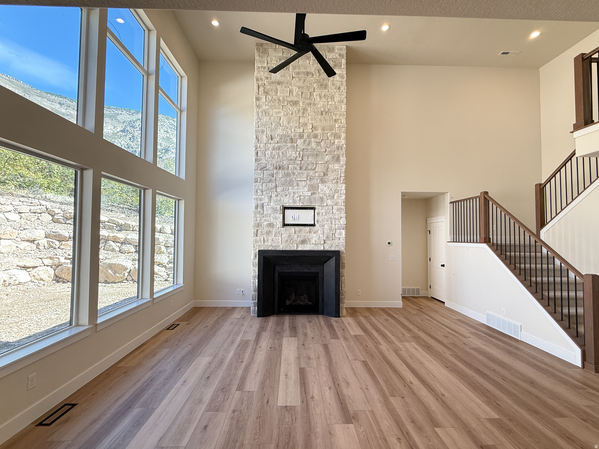 NORTH VIEW ESTATES - Residential