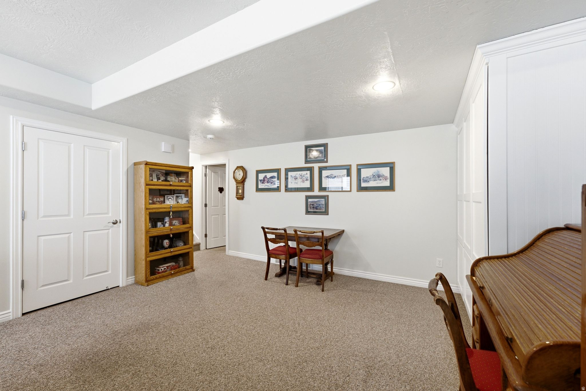REDFEATHER ESTATES - Residential