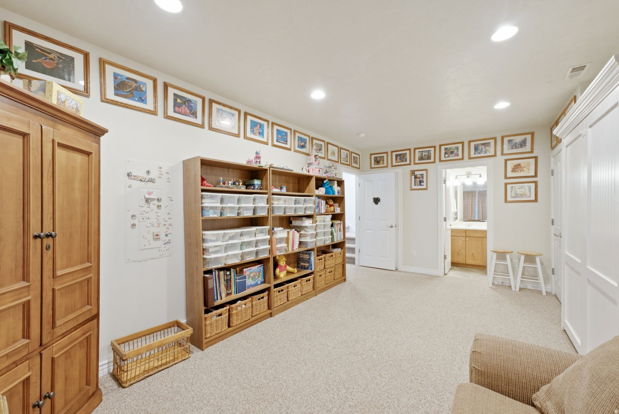 REDFEATHER ESTATES - Residential