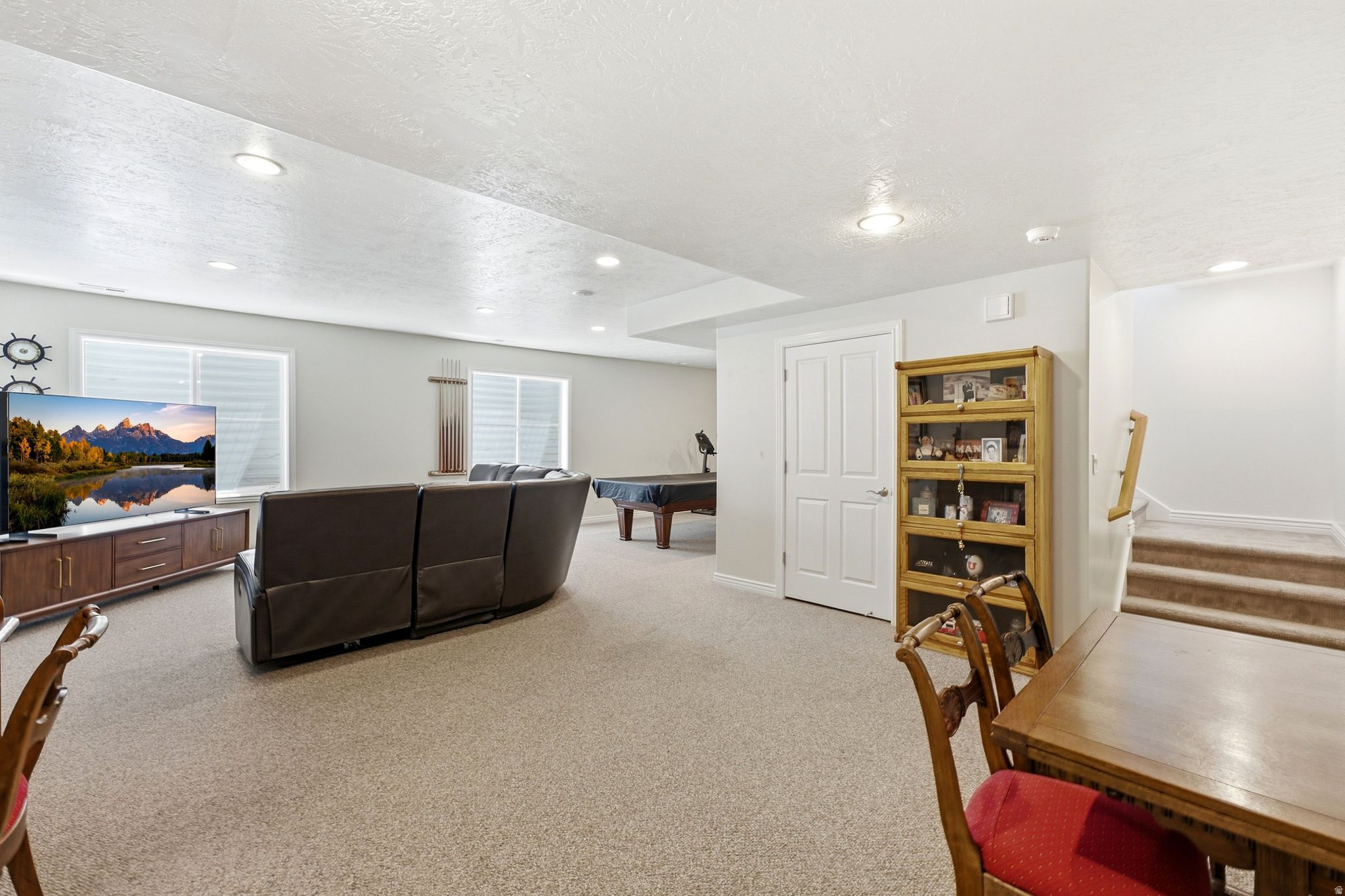 REDFEATHER ESTATES - Residential