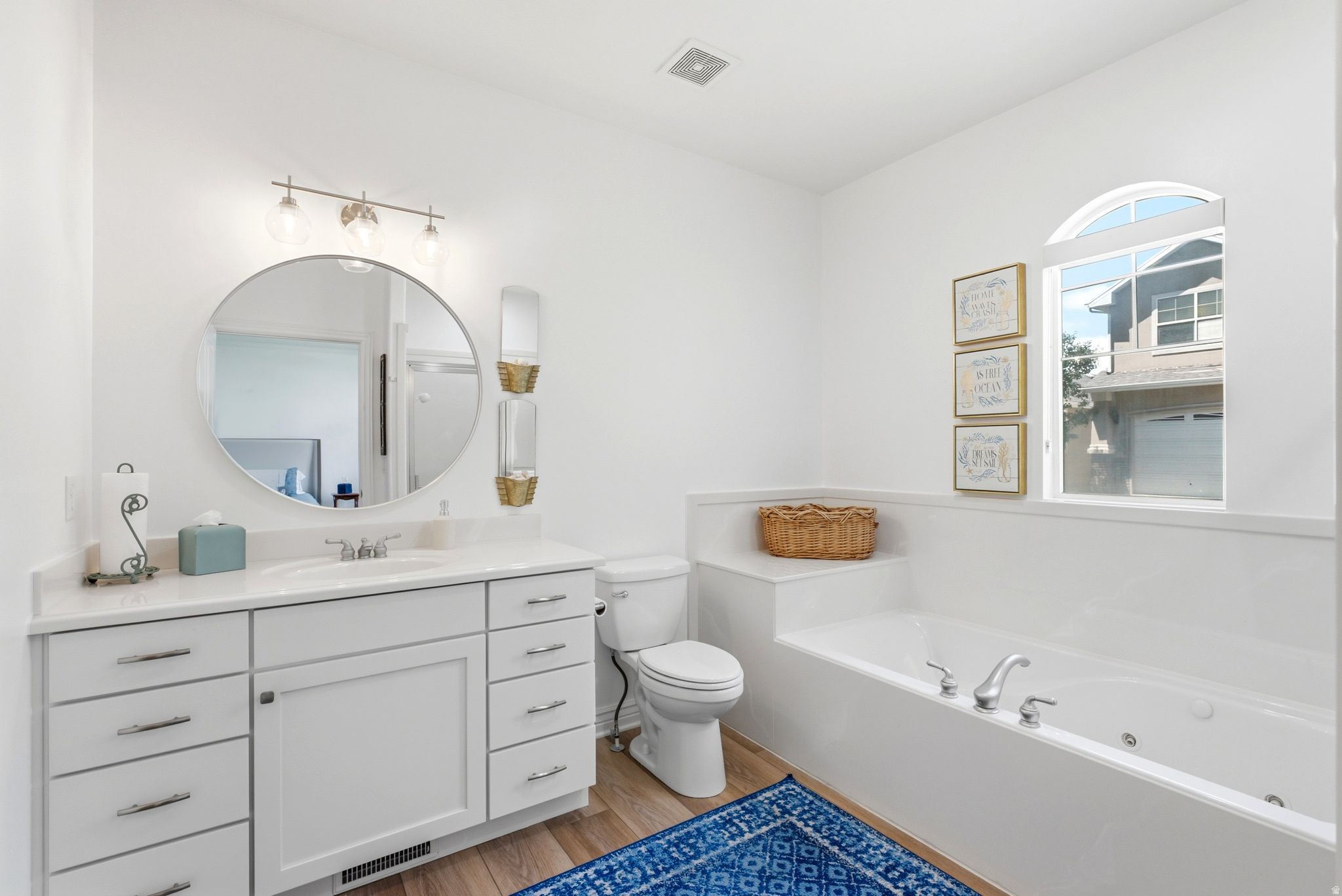 REDFEATHER ESTATES - Residential