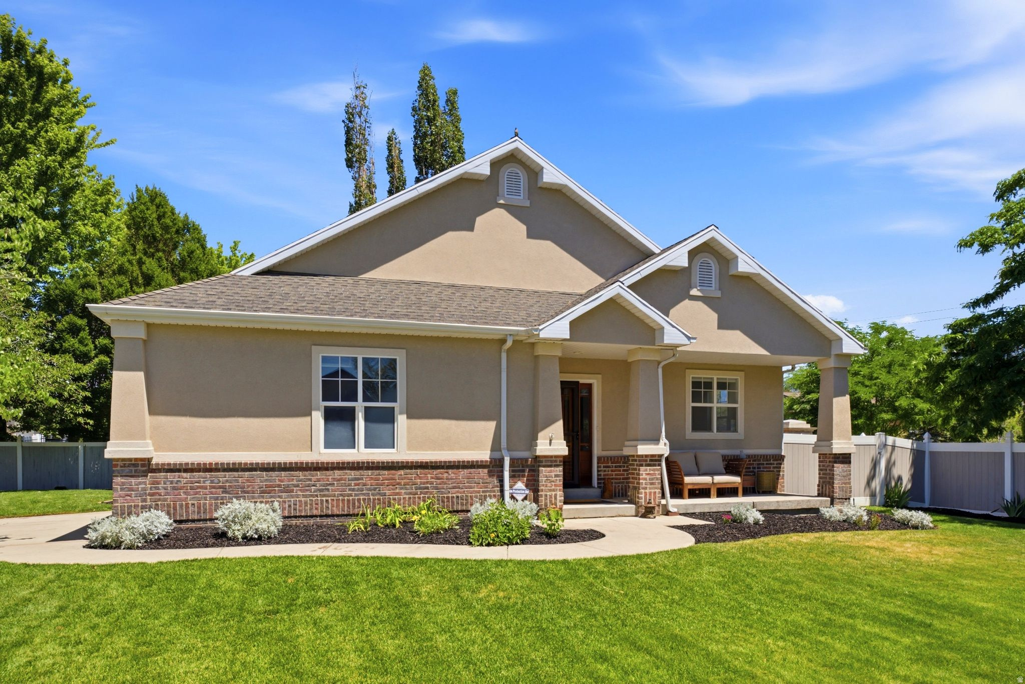 REDFEATHER ESTATES - Residential