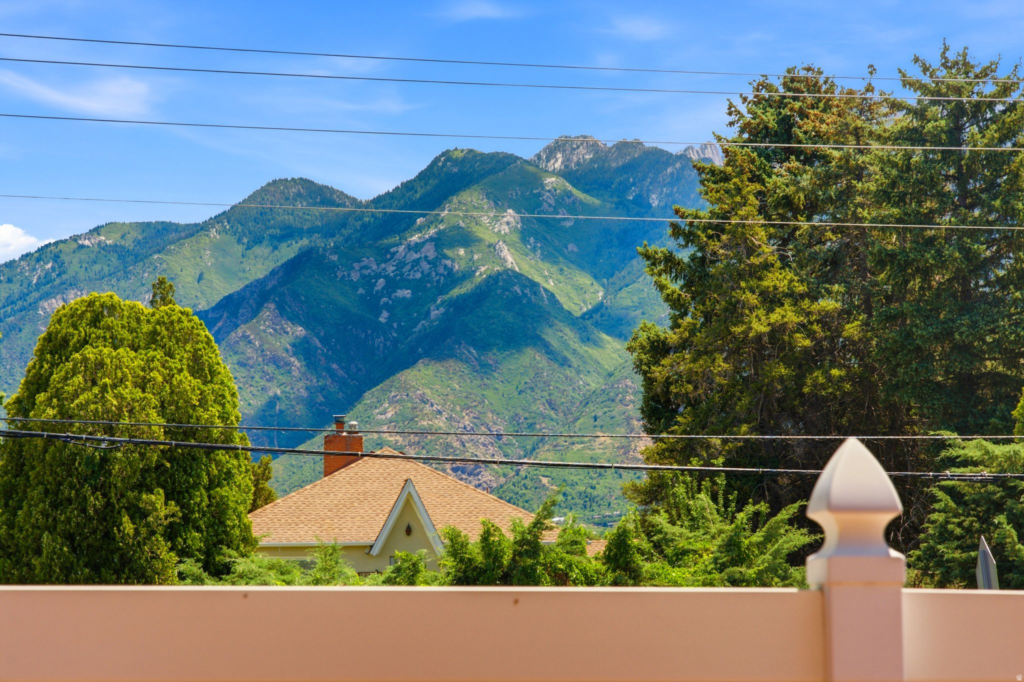 REDFEATHER ESTATES - Residential