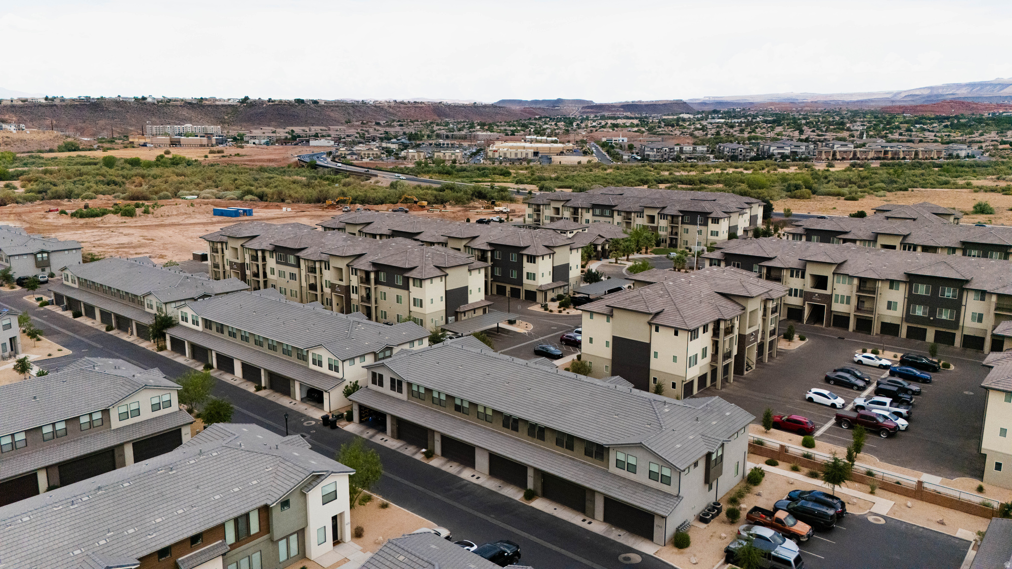 WOODLAND ESTATES TH PH 1B - Residential