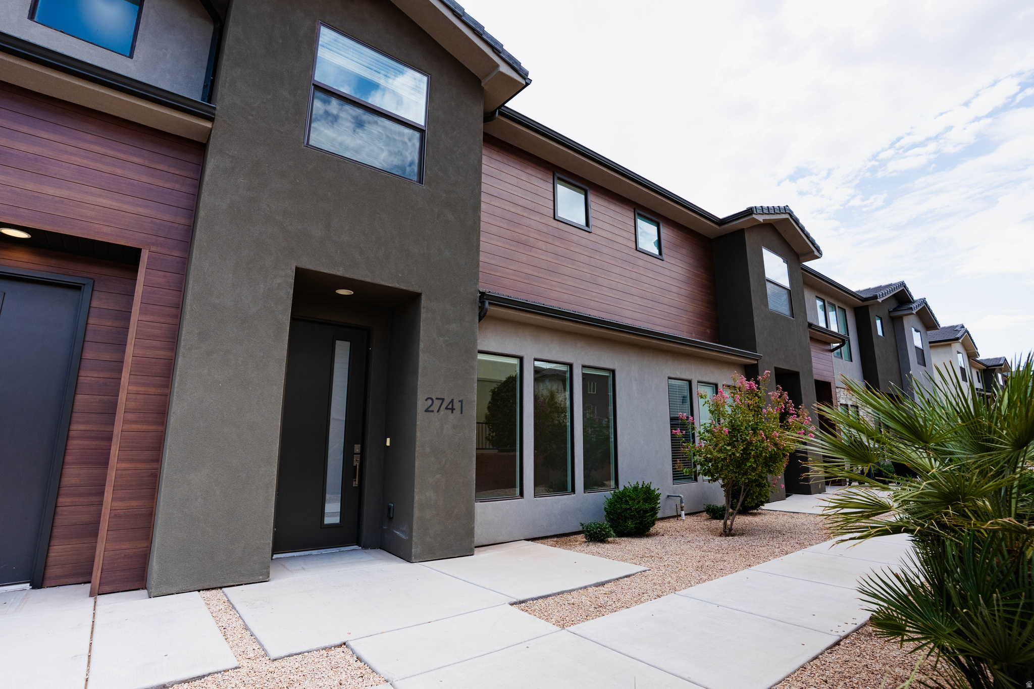 WOODLAND ESTATES TH PH 1B - Residential