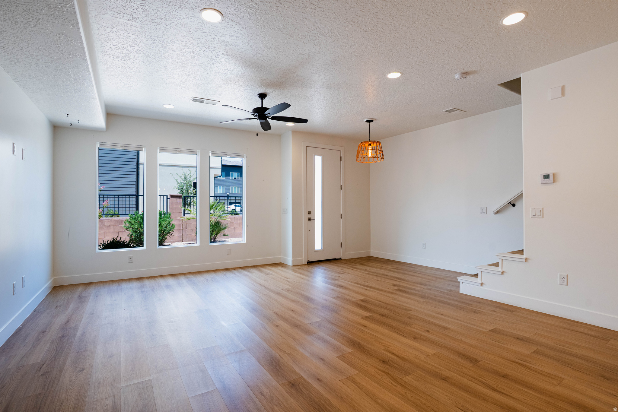 WOODLAND ESTATES TH PH 1B - Residential
