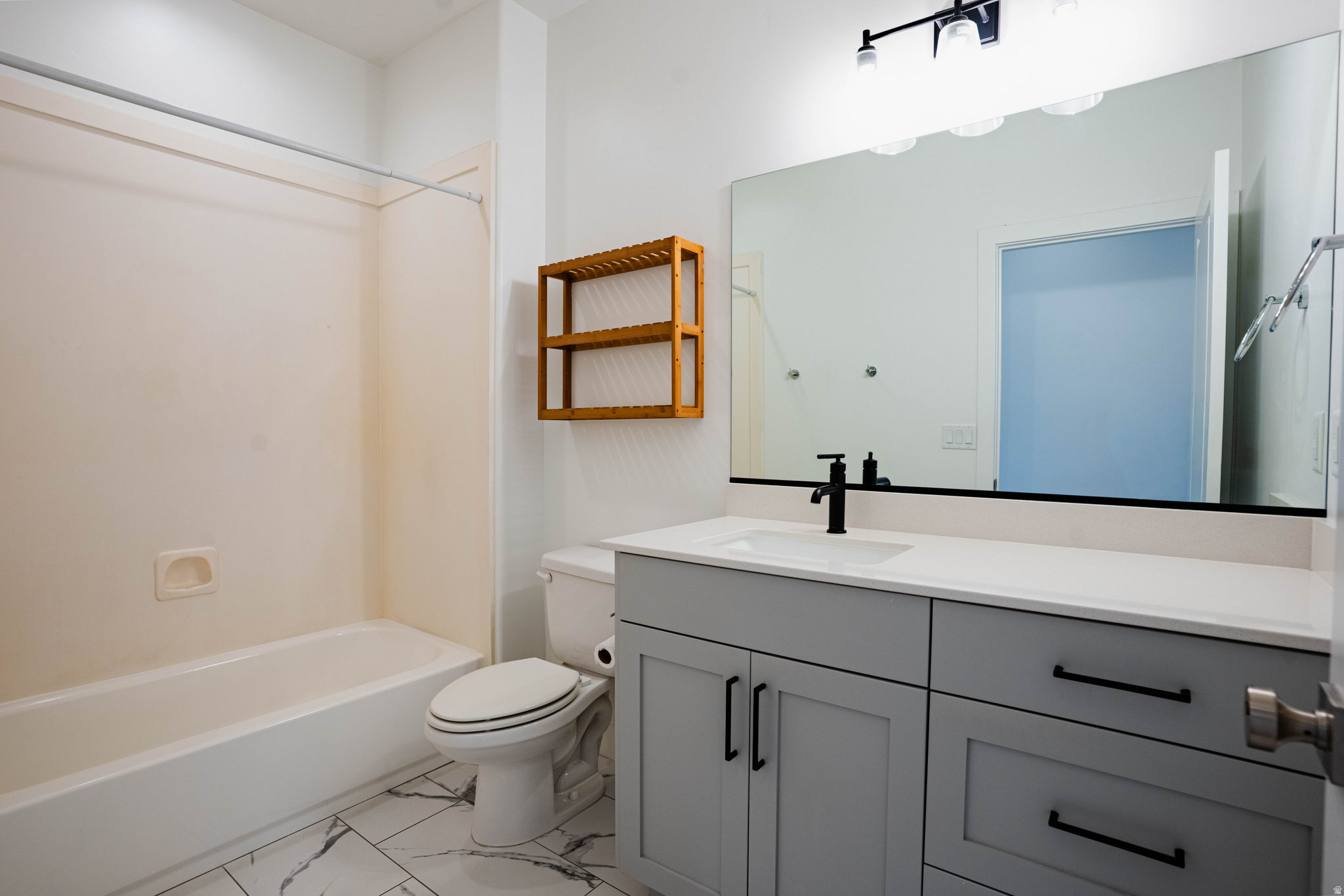 WOODLAND ESTATES TH PH 1B - Residential