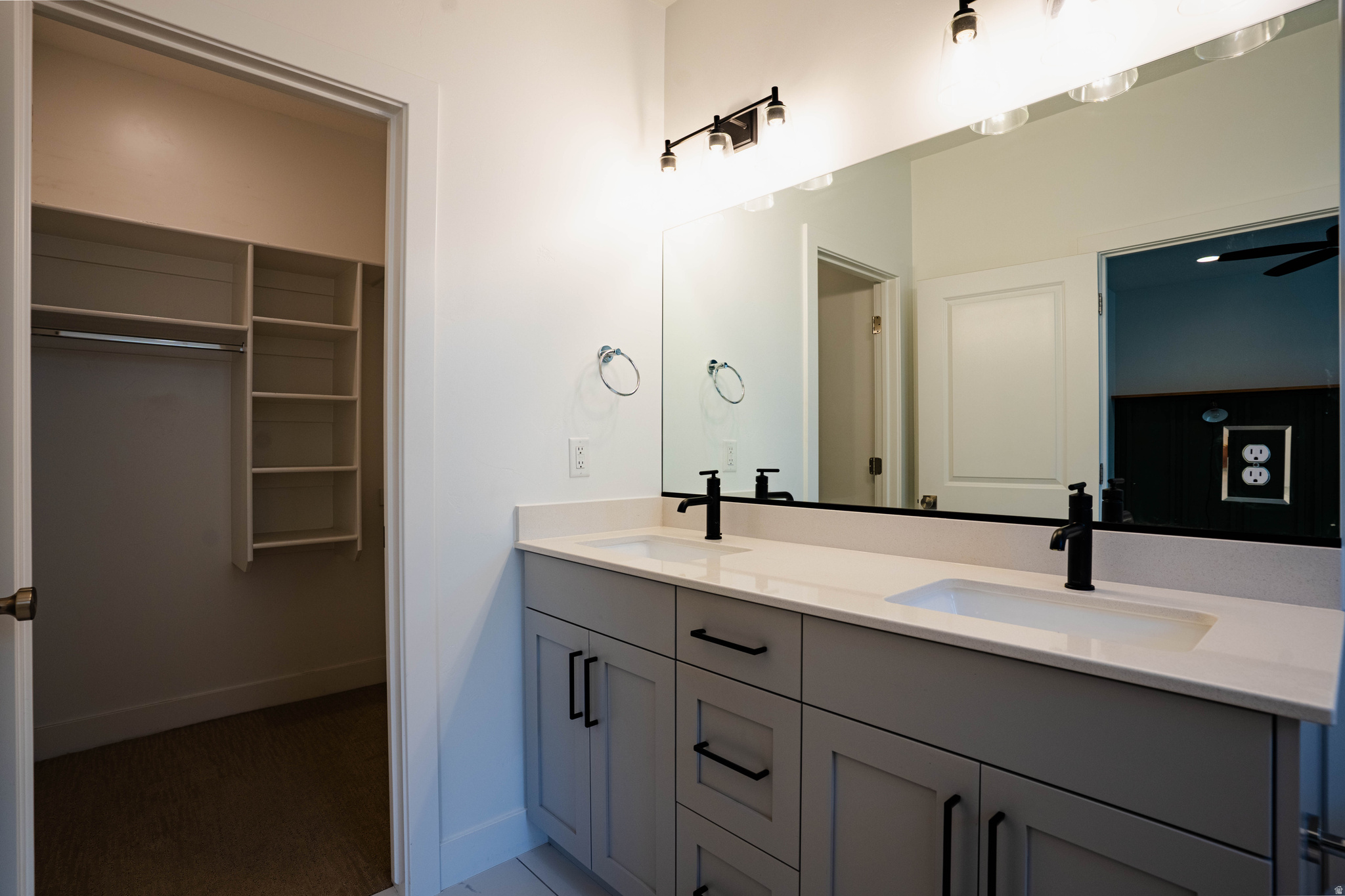 WOODLAND ESTATES TH PH 1B - Residential