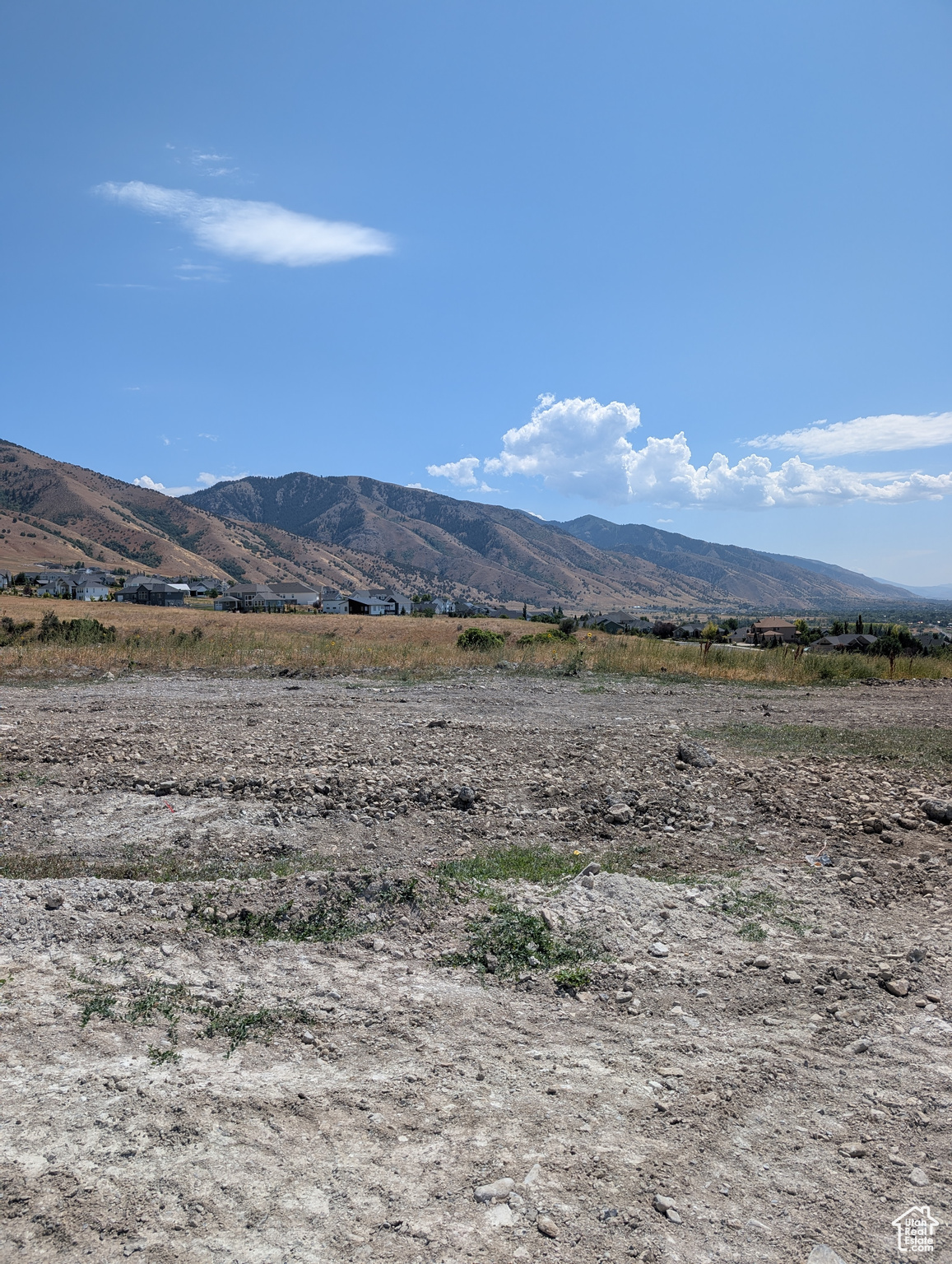 Come check out Lone Cedar, a new community in Hyde Park, offering stunning westward valley views and majestic eastward mountain scenery toward Hyde Park Canyon. These view lots provide plenty of flat space up front to build your dream home while offering unobscured views out the back. Designed to foster an attractive community, Lone Cedar ensures ample space between lots and prioritizes water conservation with native, drought-tolerant landscaping. Future buyer will be required to use Top Notch Construction to build the home.