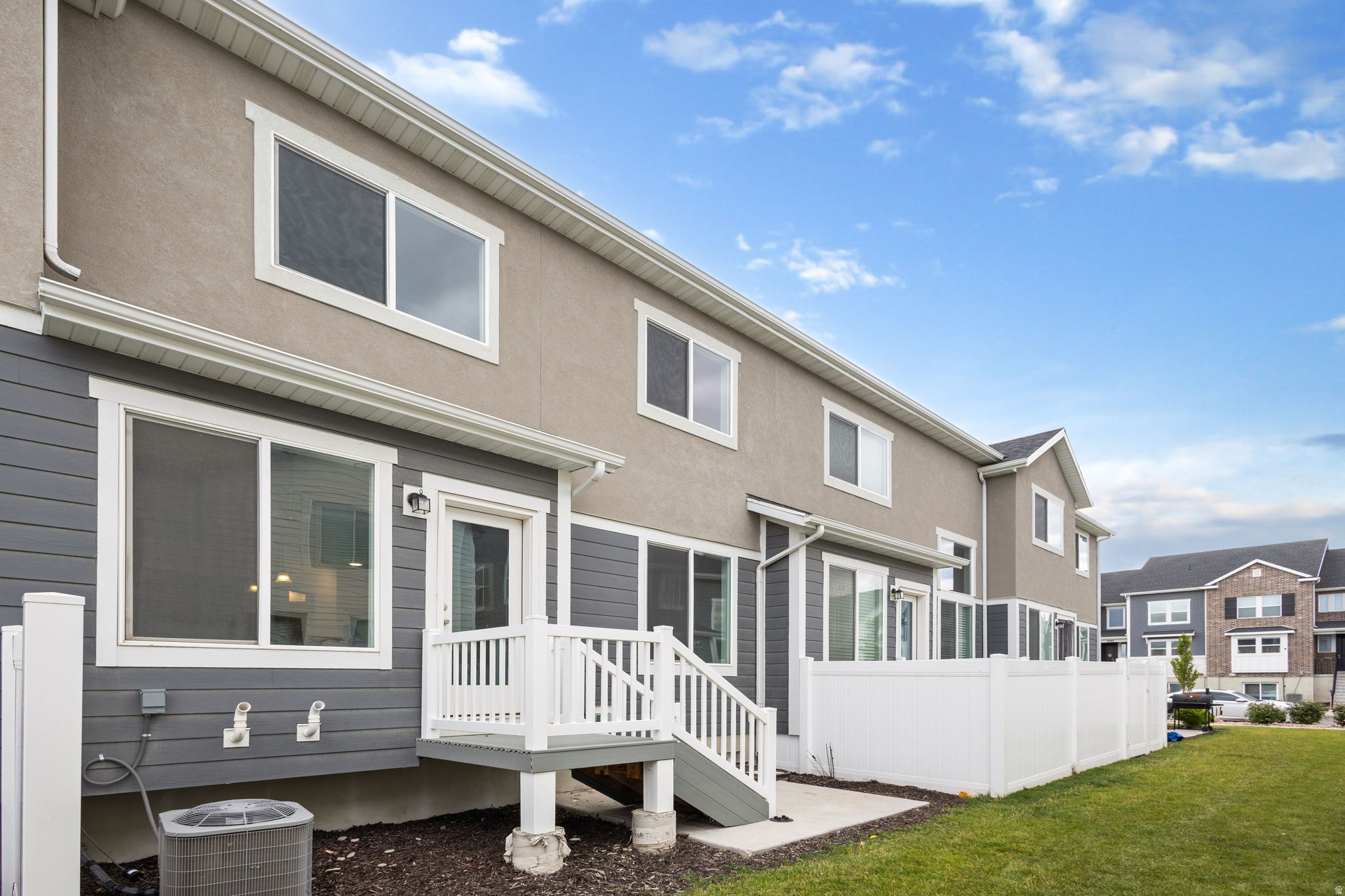 GARDNER POINT - Residential