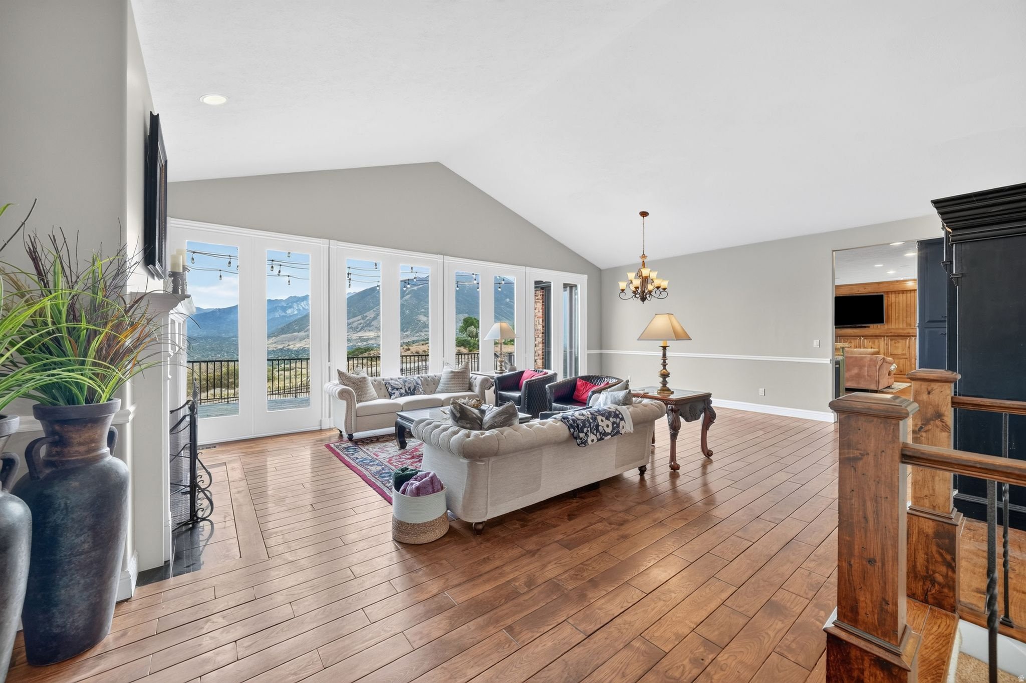 DRAPER HEIGHTS - Residential