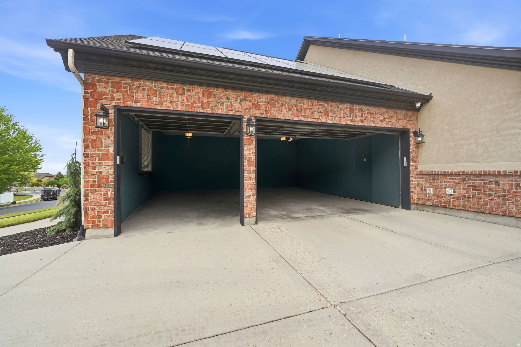 DRAPER HEIGHTS - Residential