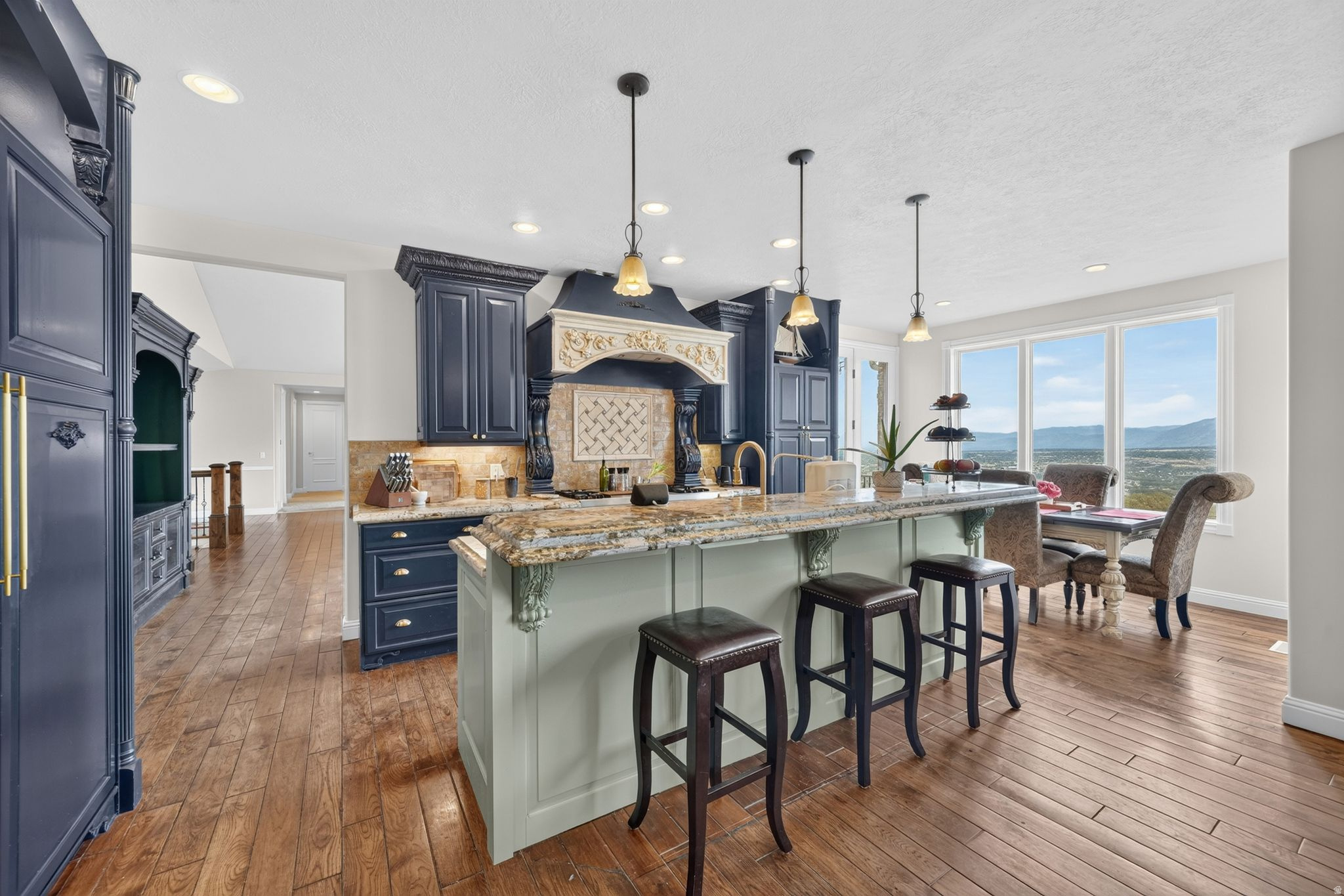 DRAPER HEIGHTS - Residential