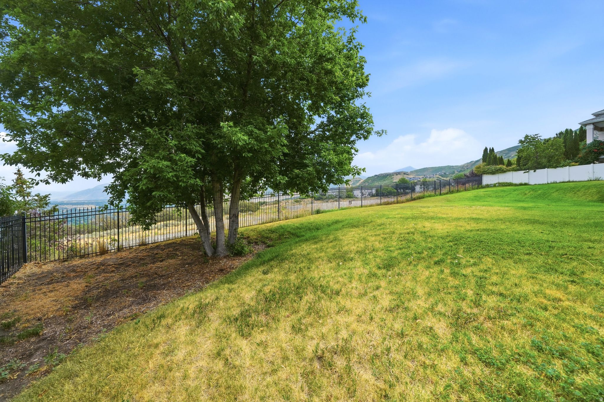 DRAPER HEIGHTS - Residential