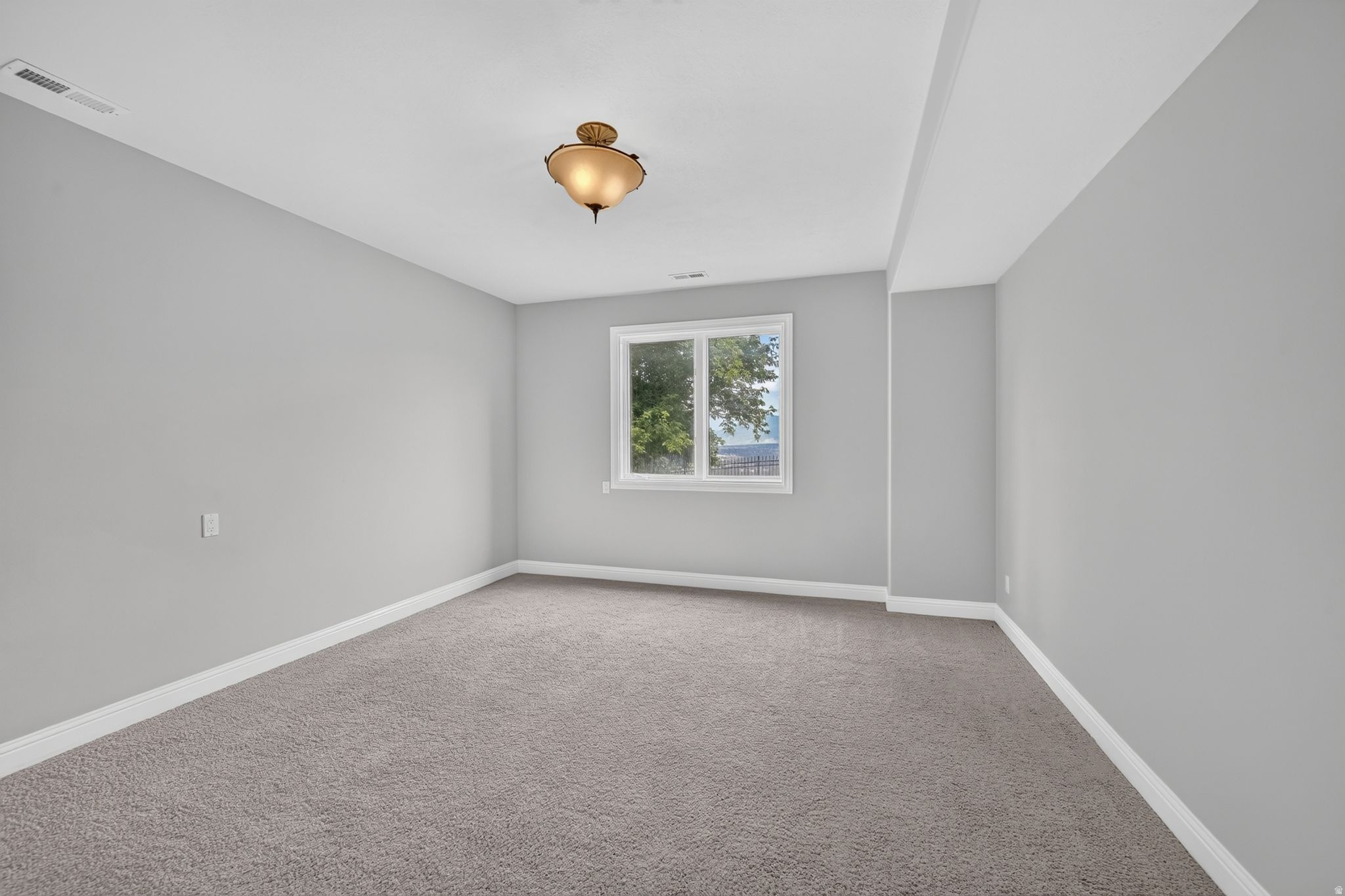 DRAPER HEIGHTS - Residential