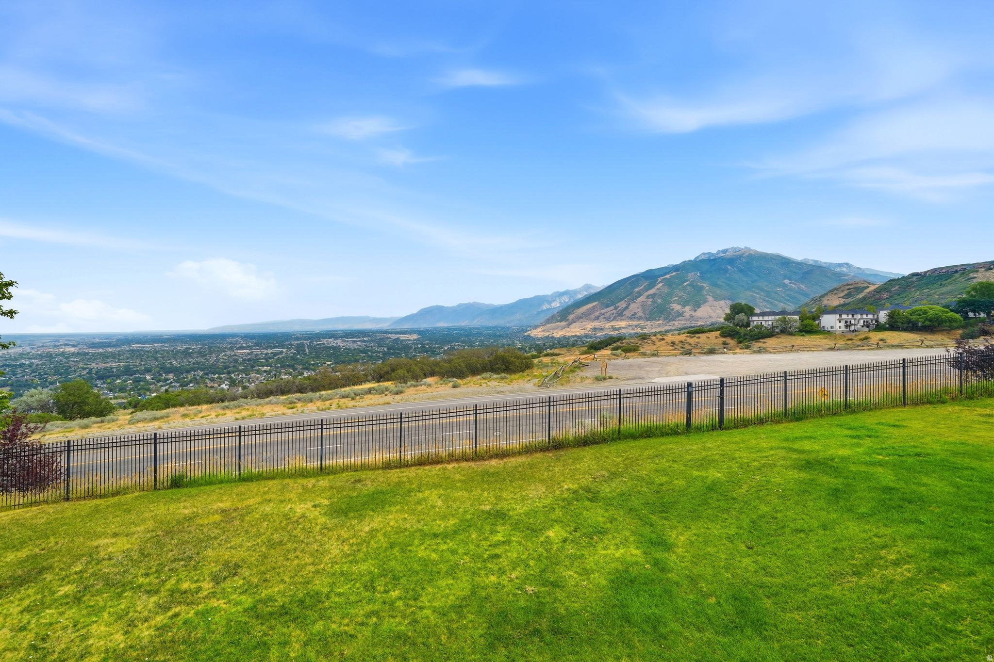 DRAPER HEIGHTS - Residential