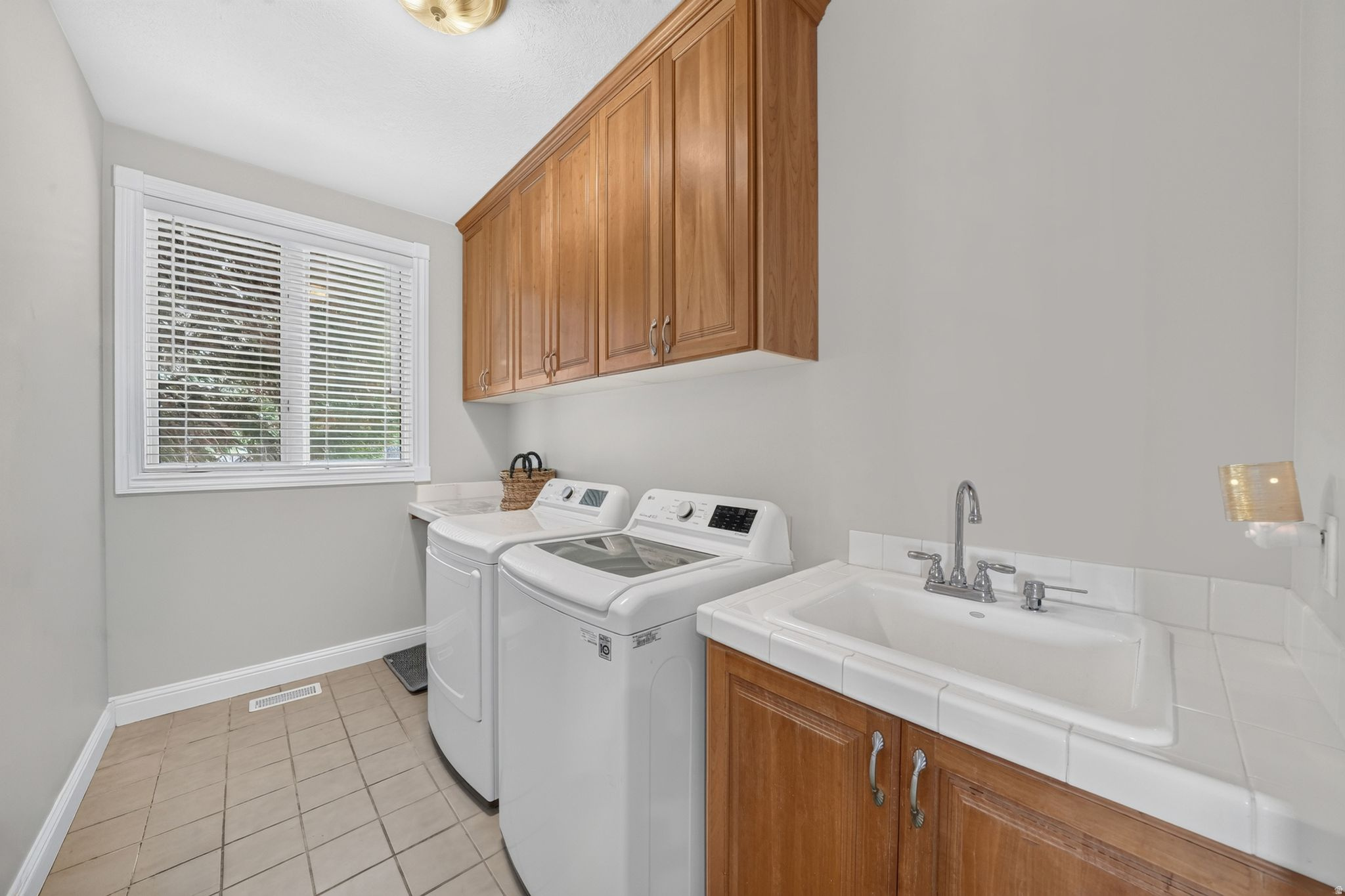 DRAPER HEIGHTS - Residential