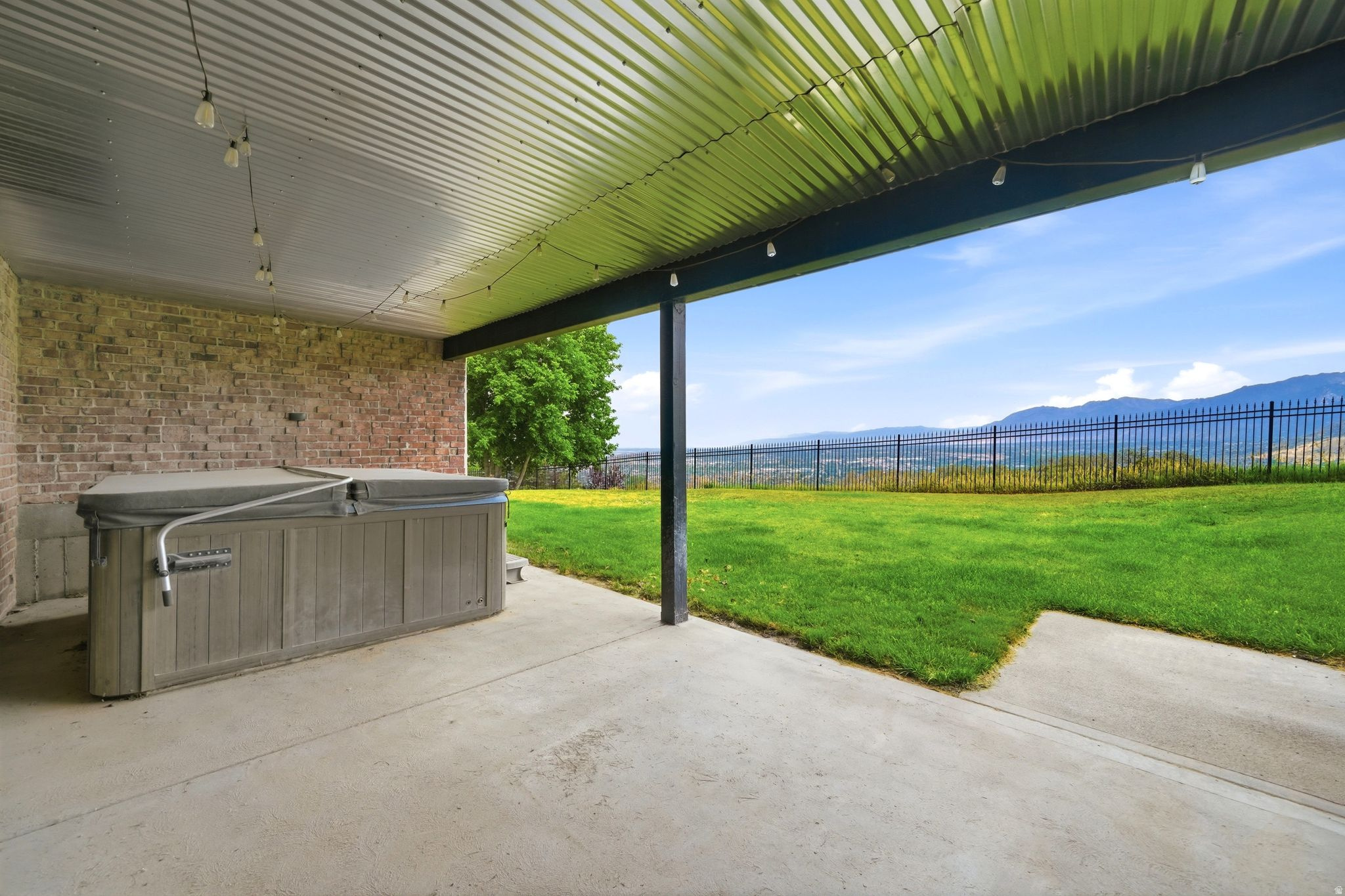 DRAPER HEIGHTS - Residential
