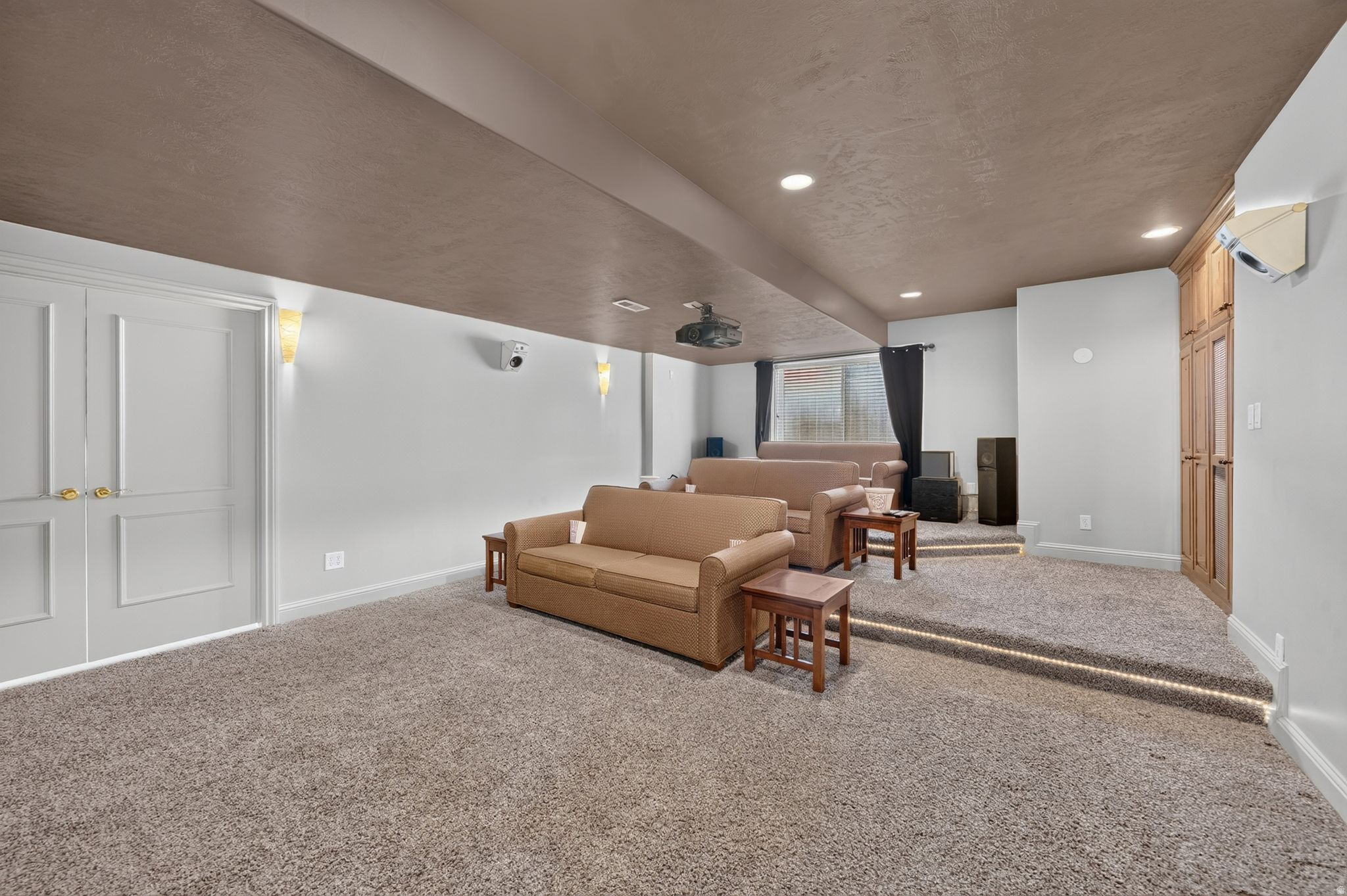 DRAPER HEIGHTS - Residential
