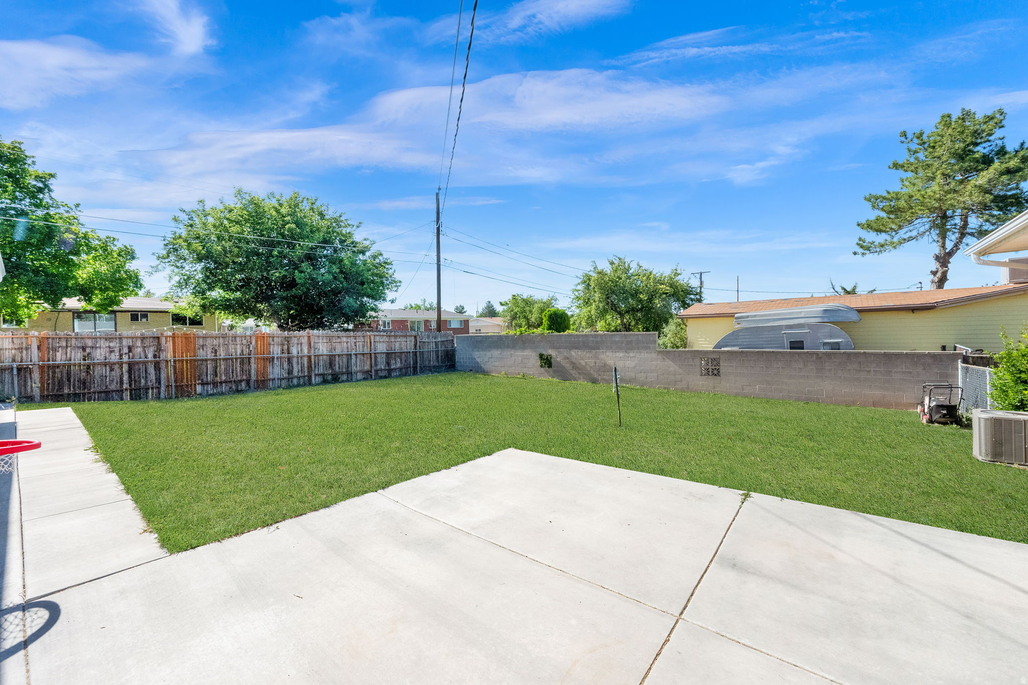 COLONY WEST - Residential