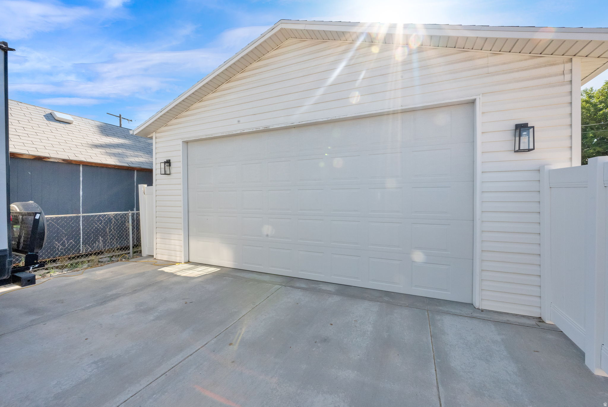 COLONY WEST - Residential