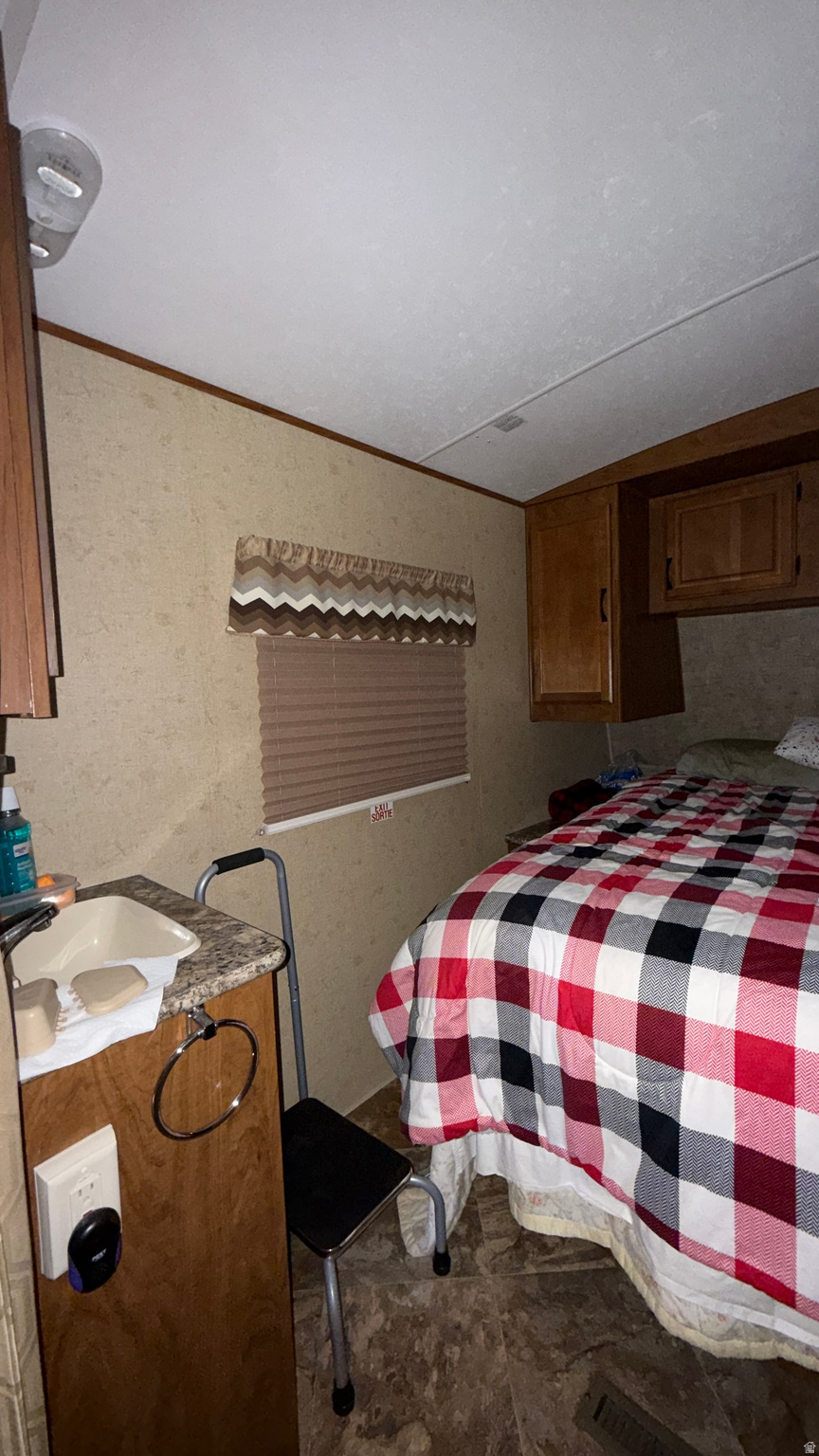 SKYLINE MOUNTAIN RESORT - Land