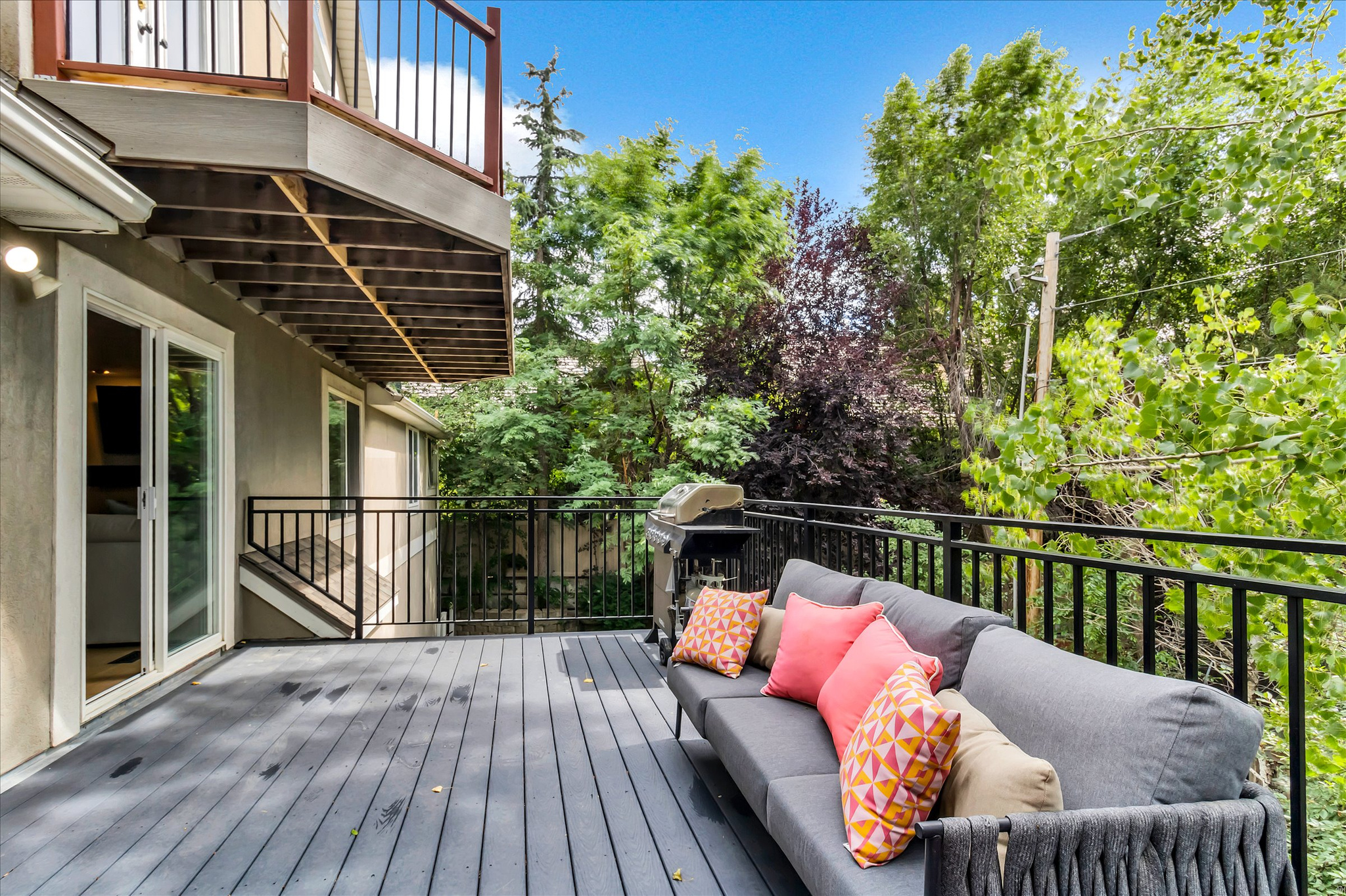 ALTA HILLS - Residential