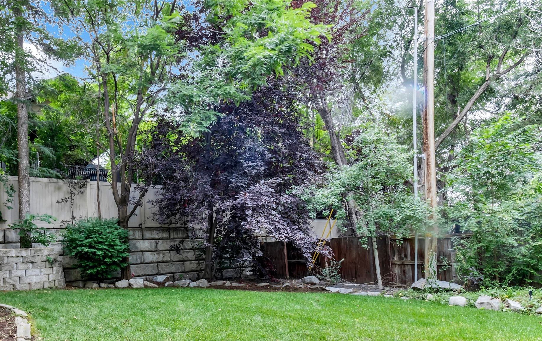 ALTA HILLS - Residential