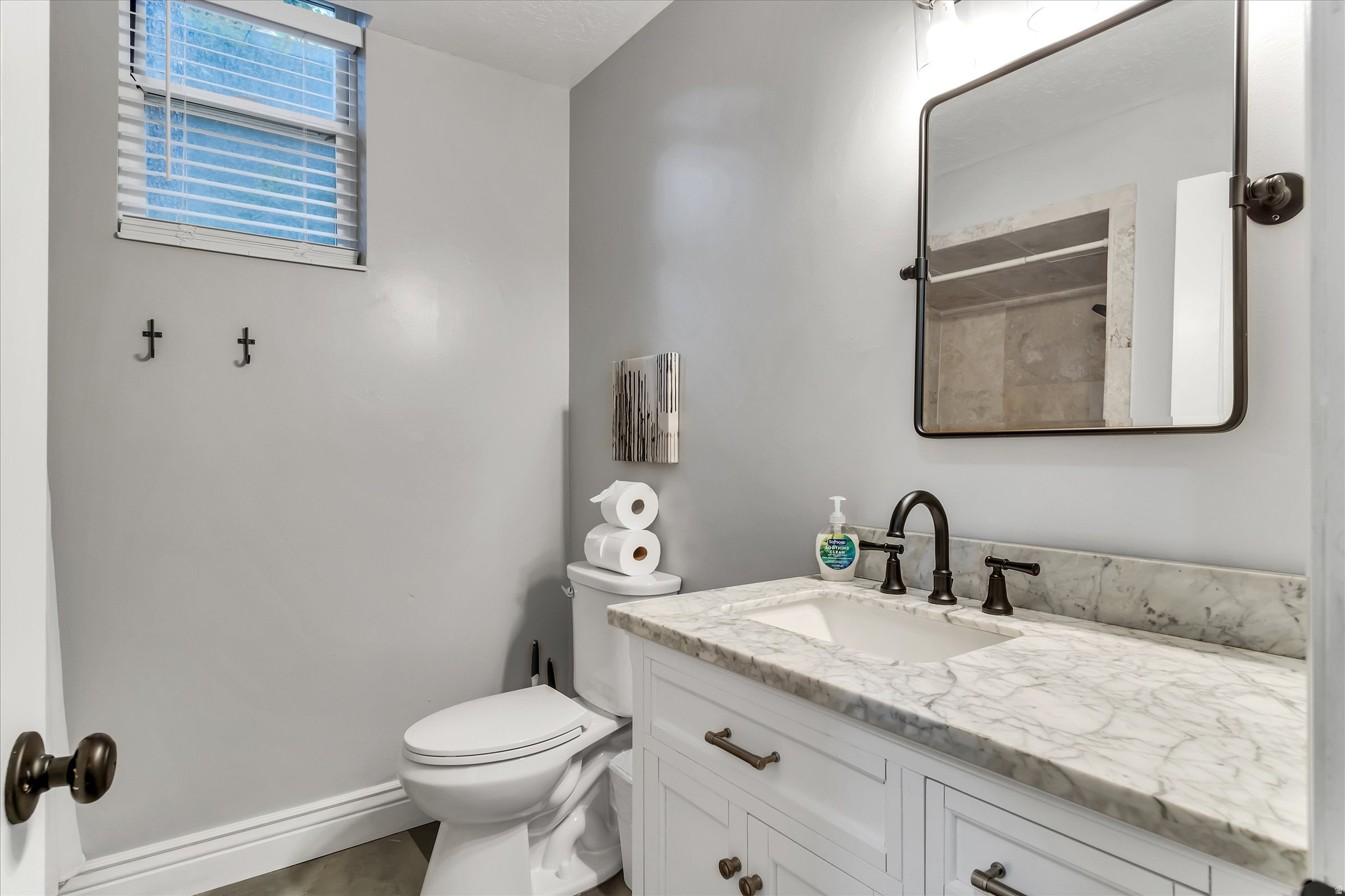 ALTA HILLS - Residential