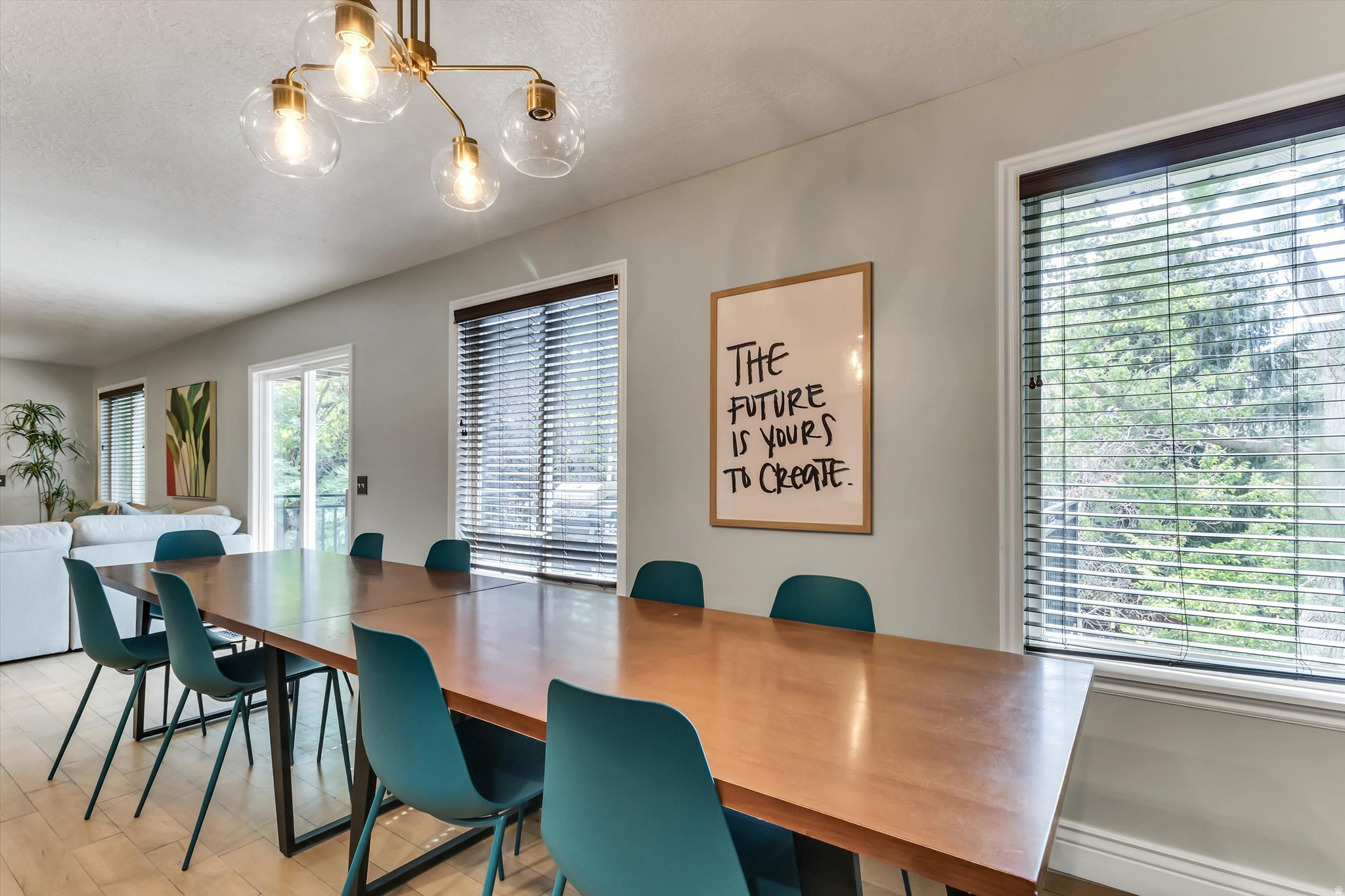 ALTA HILLS - Residential