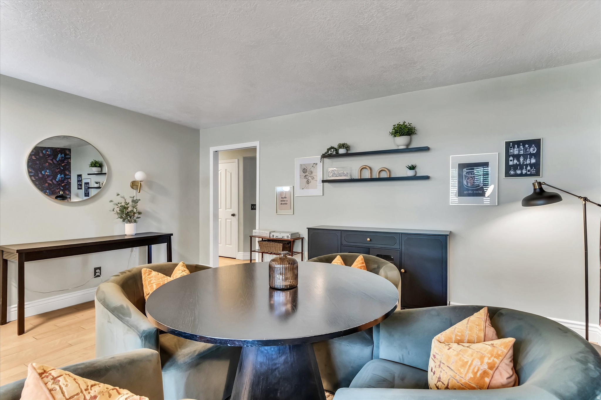 ALTA HILLS - Residential