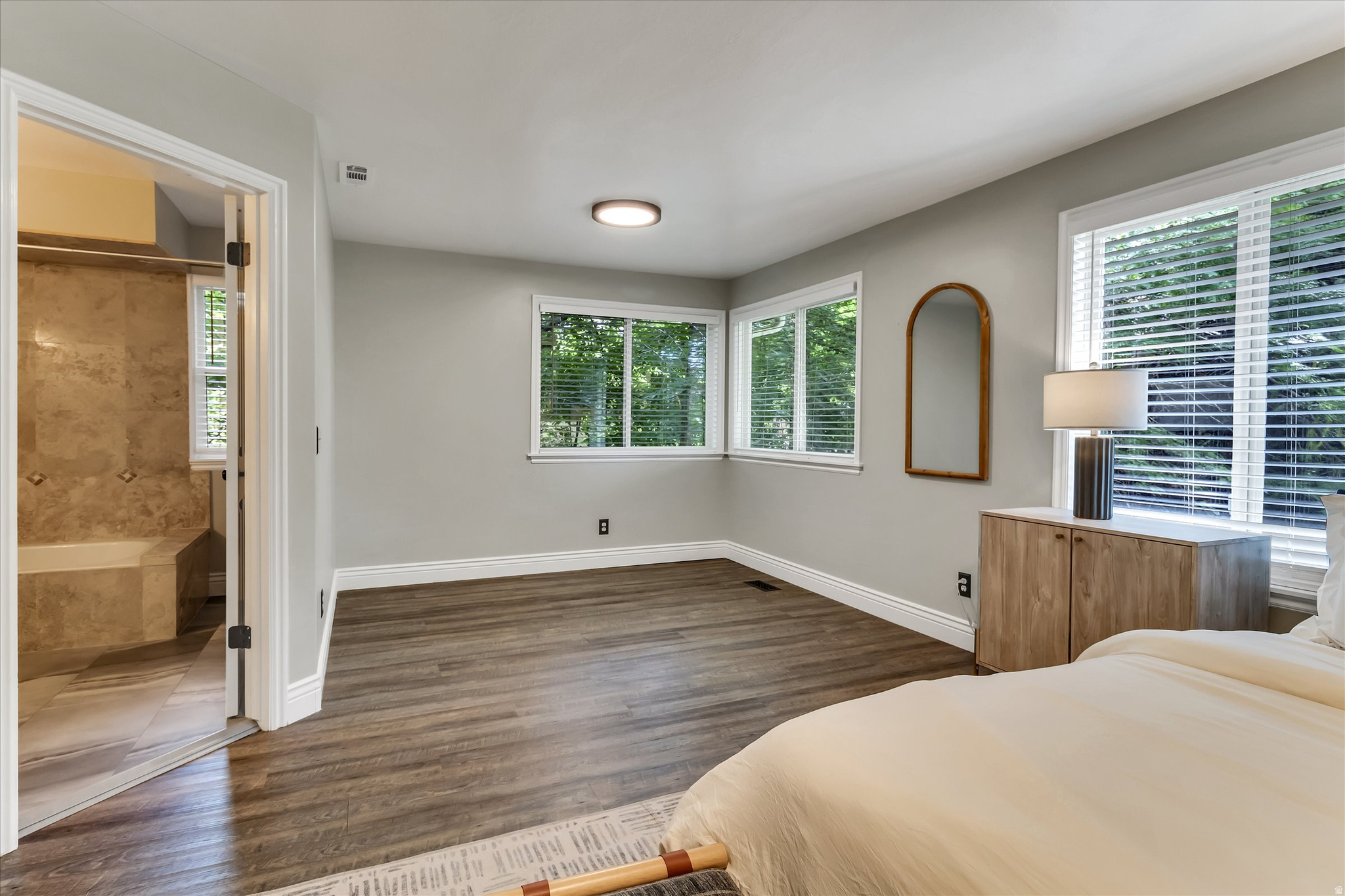 ALTA HILLS - Residential