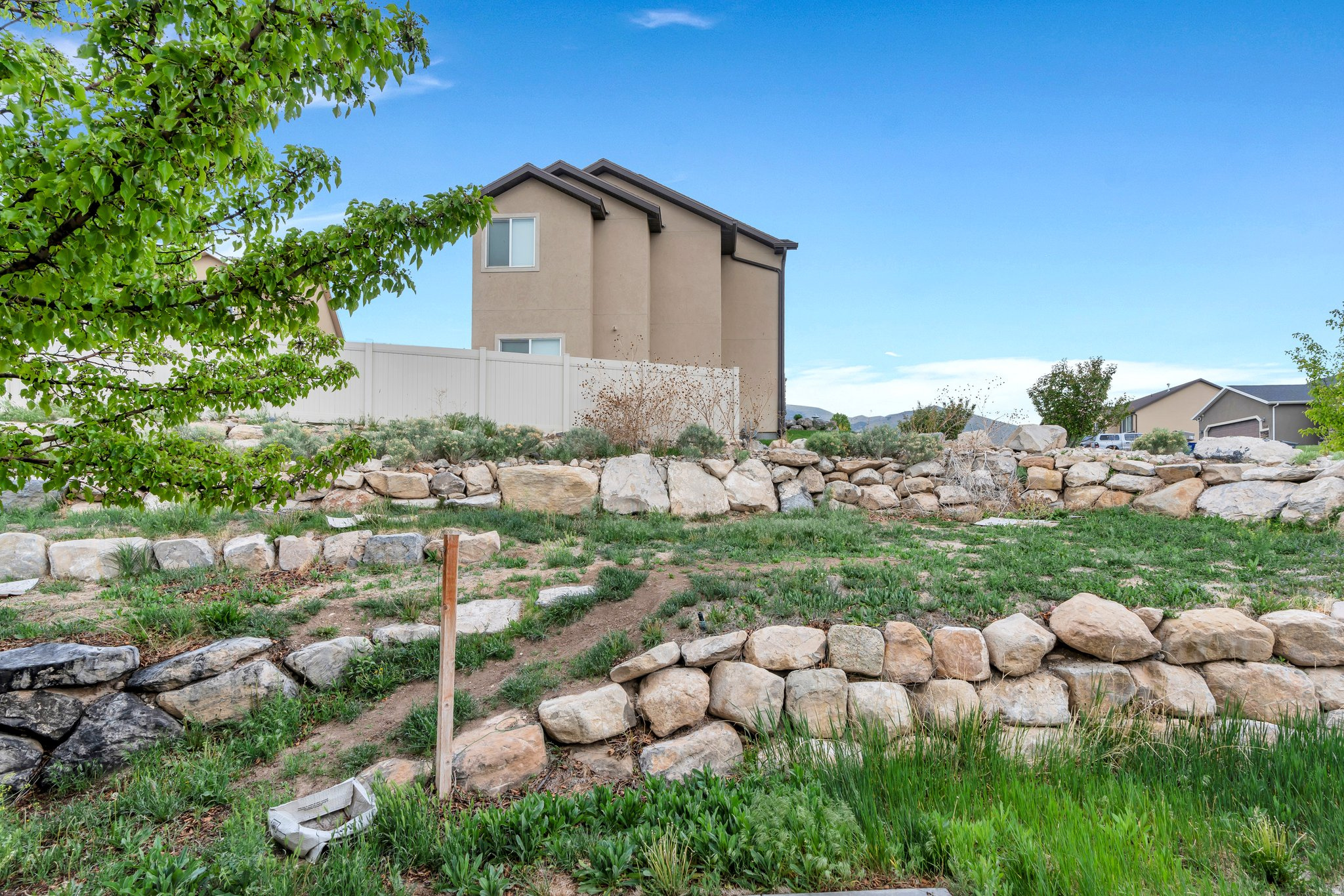 THE VILLAGE OF HAWKS - Residential
