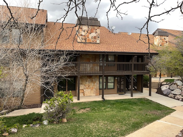 WOLF LODGE - Residential