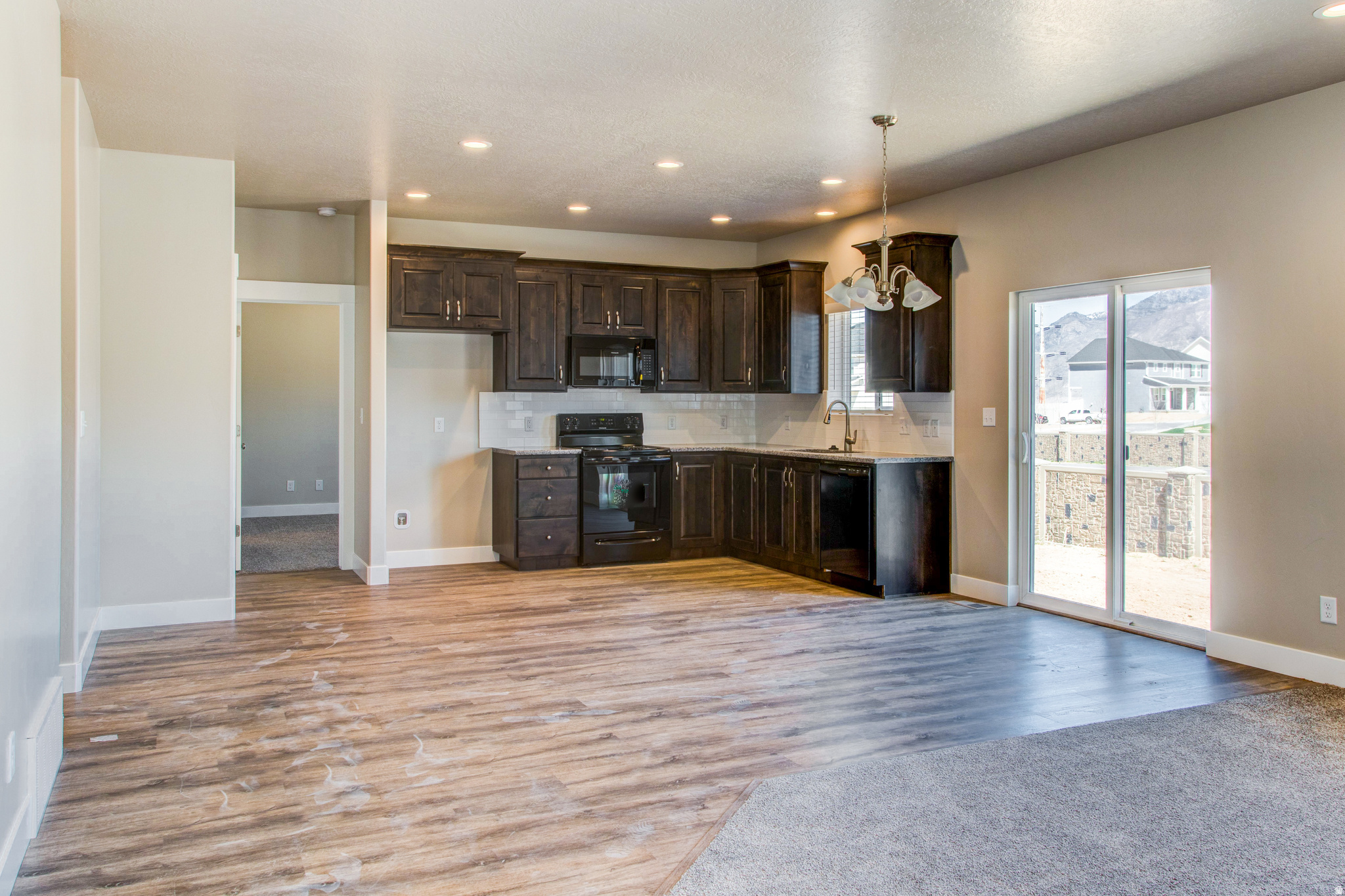 MAPLE MOUNTAIN - Residential