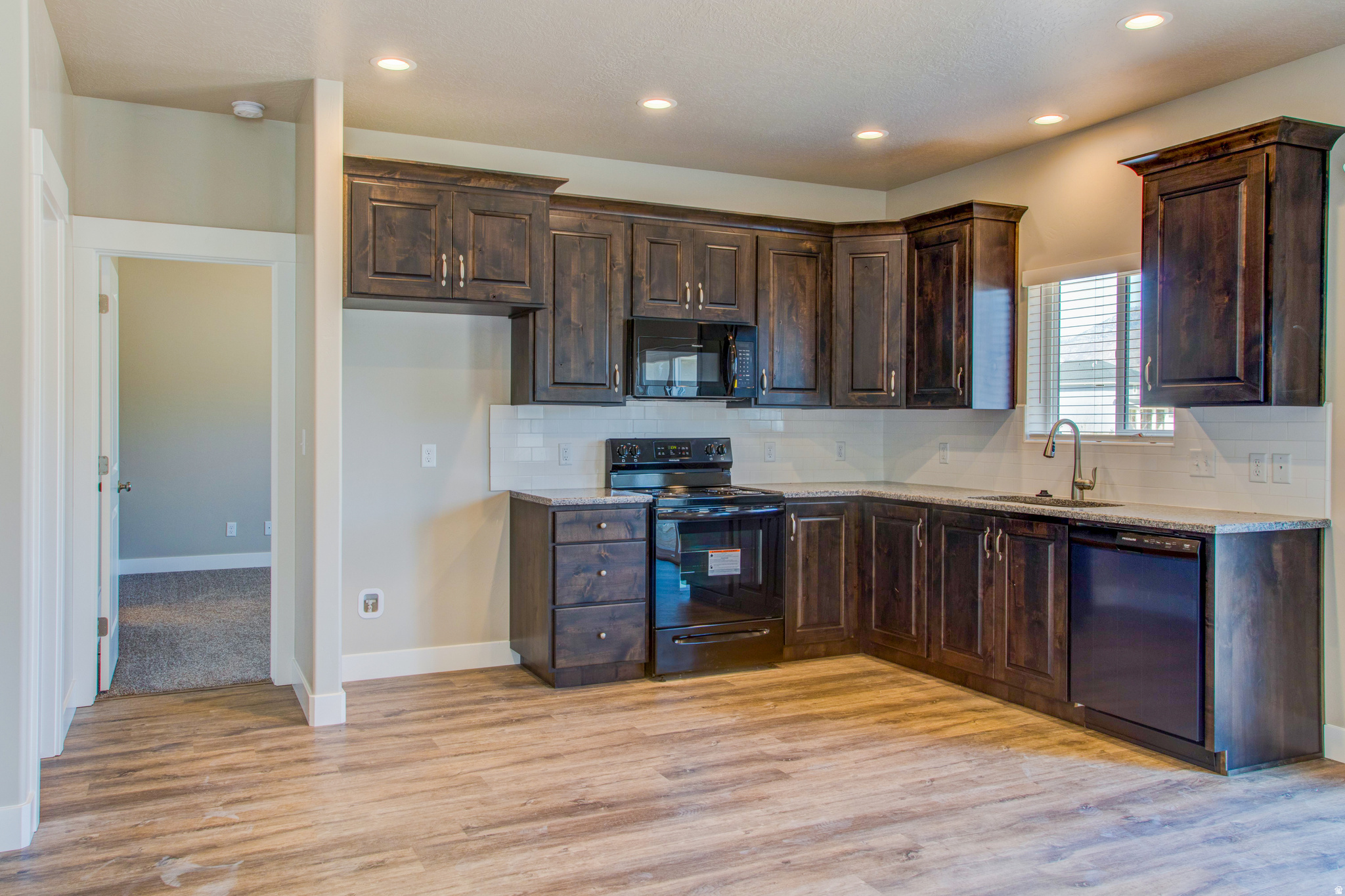 MAPLE MOUNTAIN - Residential