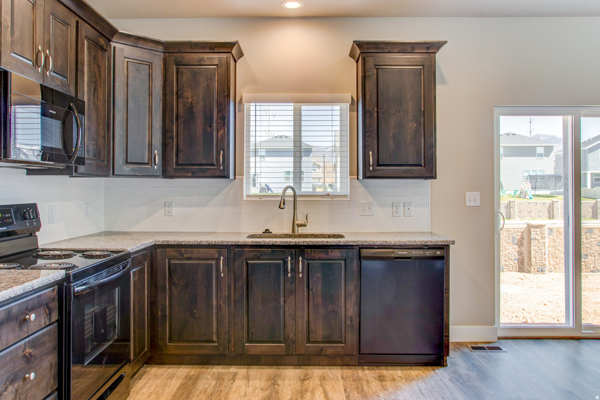 MAPLE MOUNTAIN - Residential