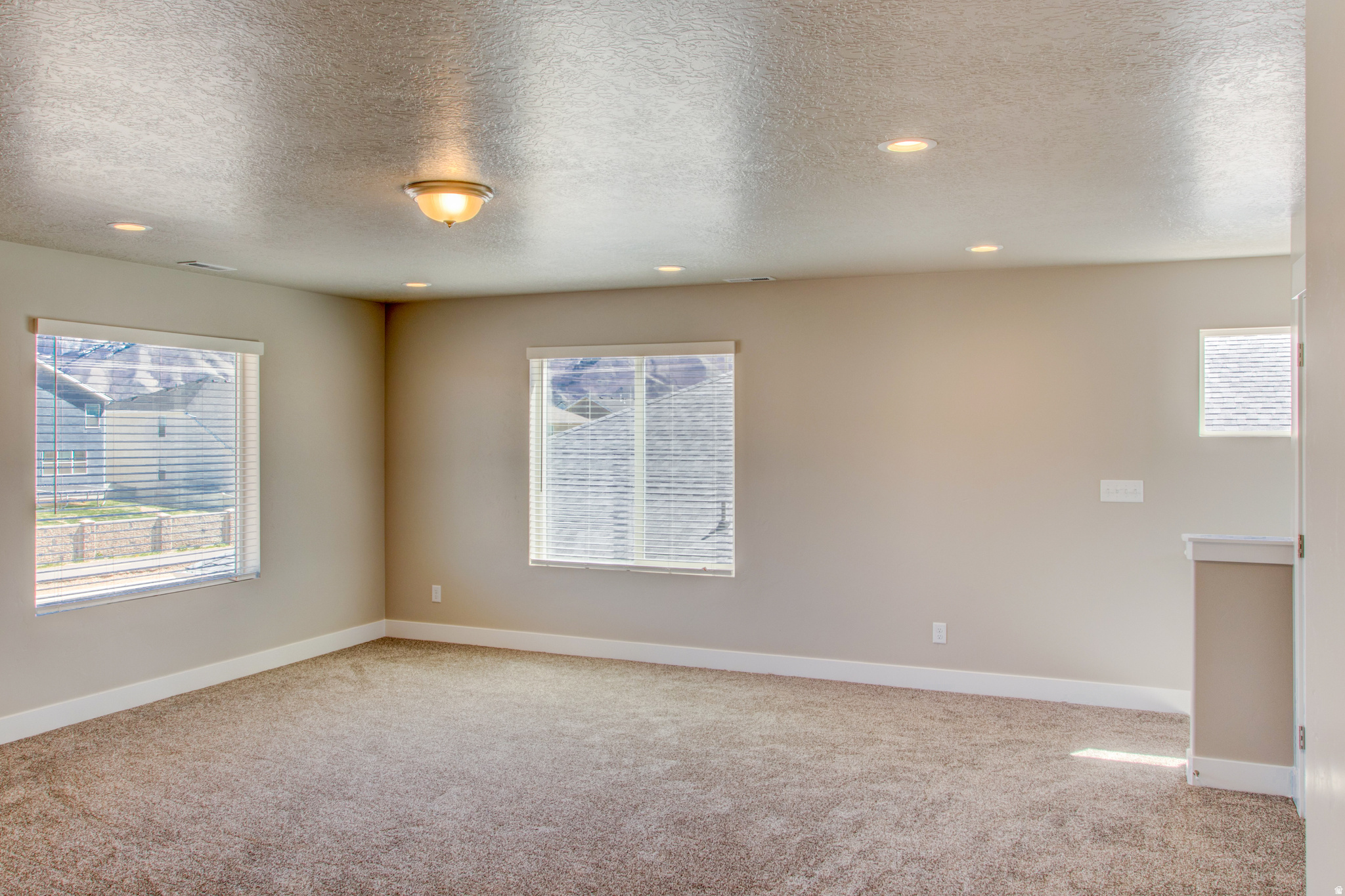 MAPLE MOUNTAIN - Residential