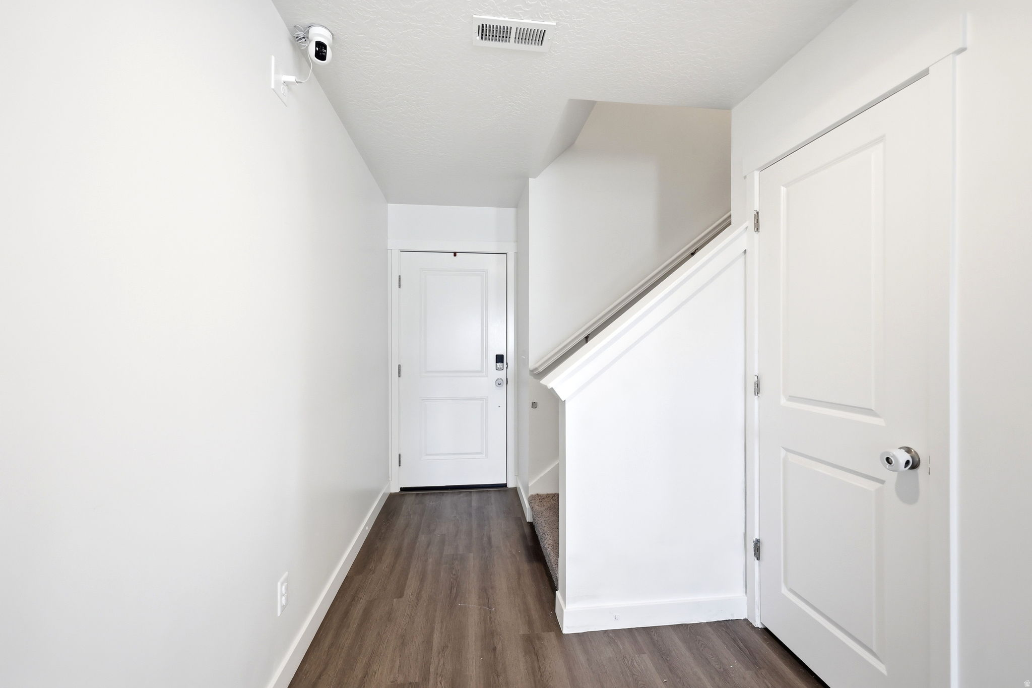 EAGLE VILLAGE - Residential