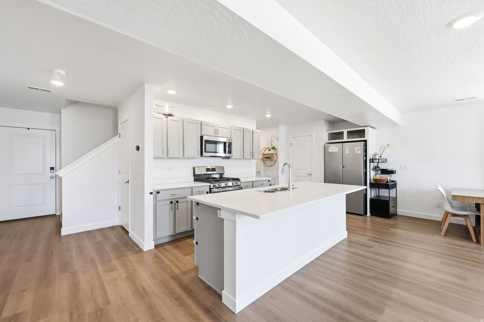 EAGLE VILLAGE - Residential