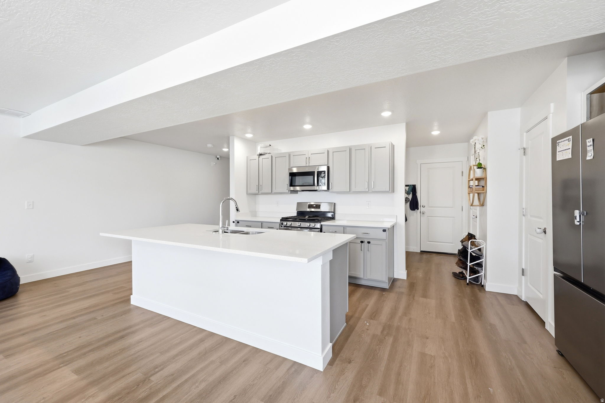 EAGLE VILLAGE - Residential