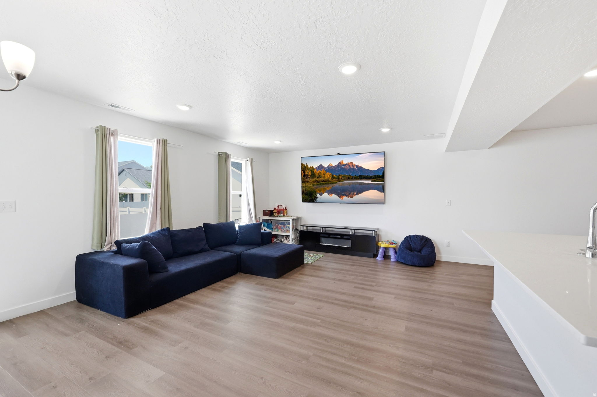 EAGLE VILLAGE - Residential