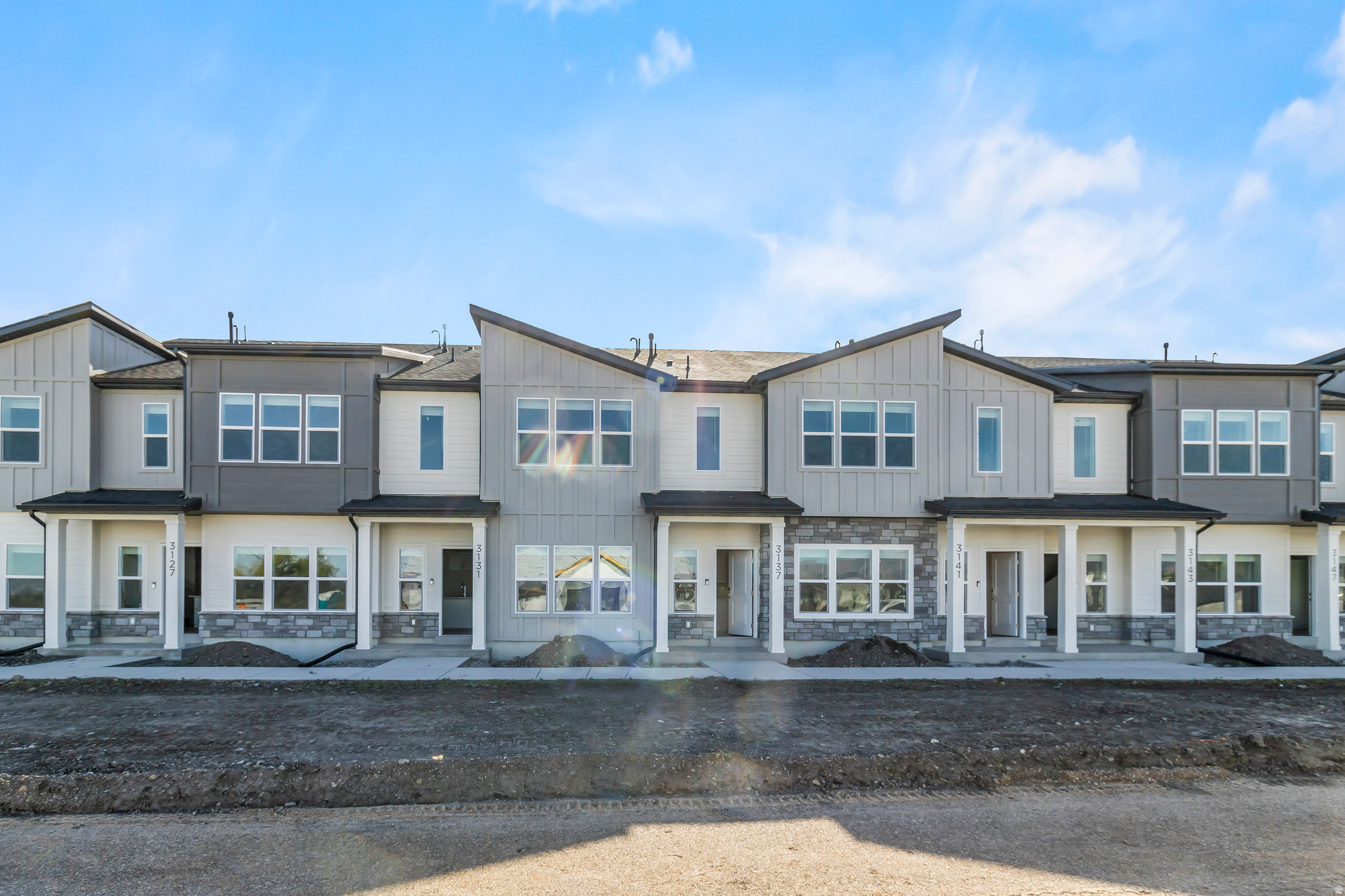 RIDGELINE PARK - Residential