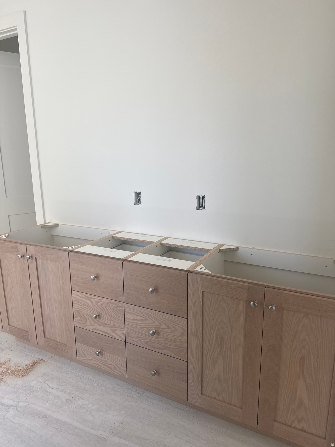 BEACON POINTE - Residential
