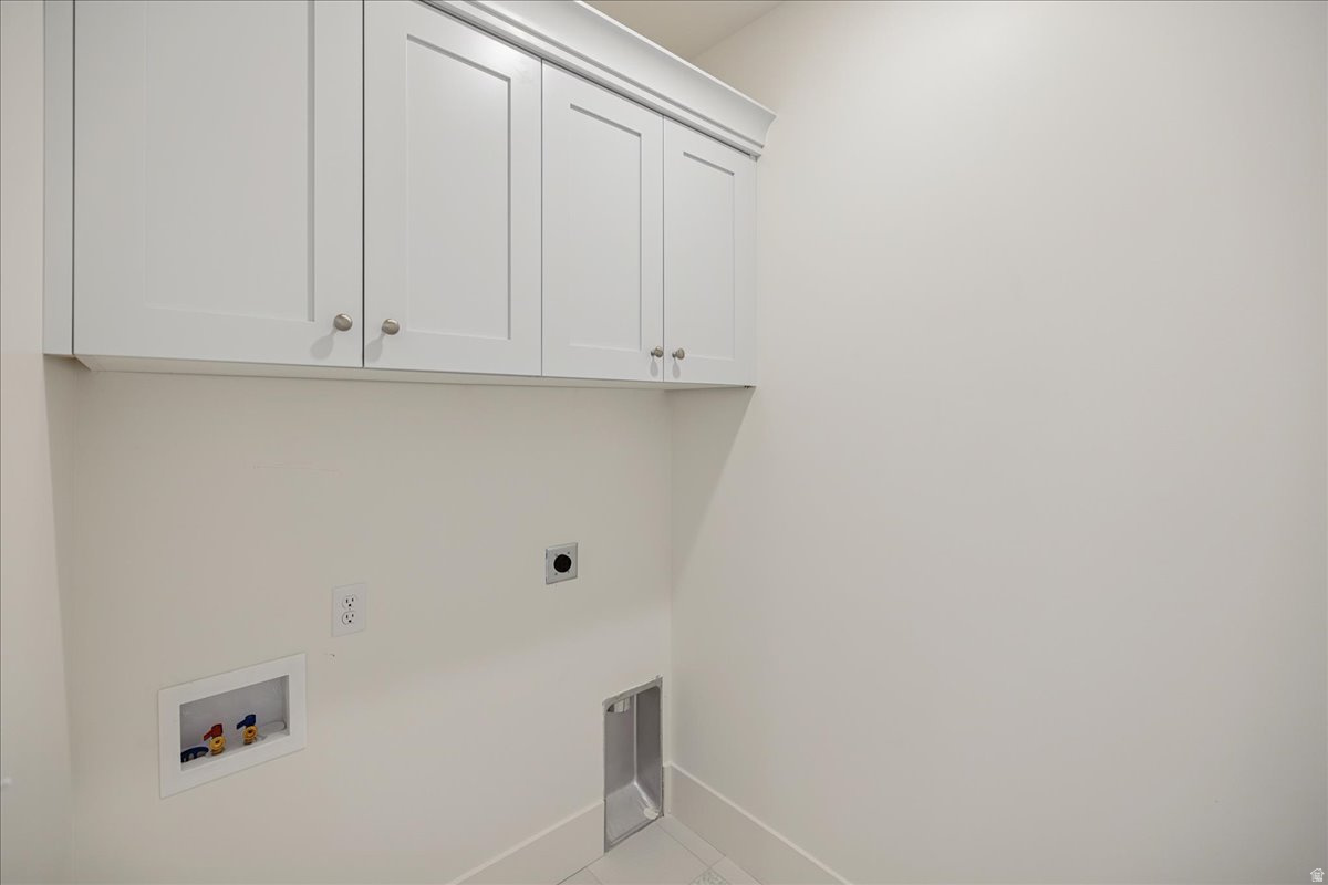 BEACON POINTE - Residential