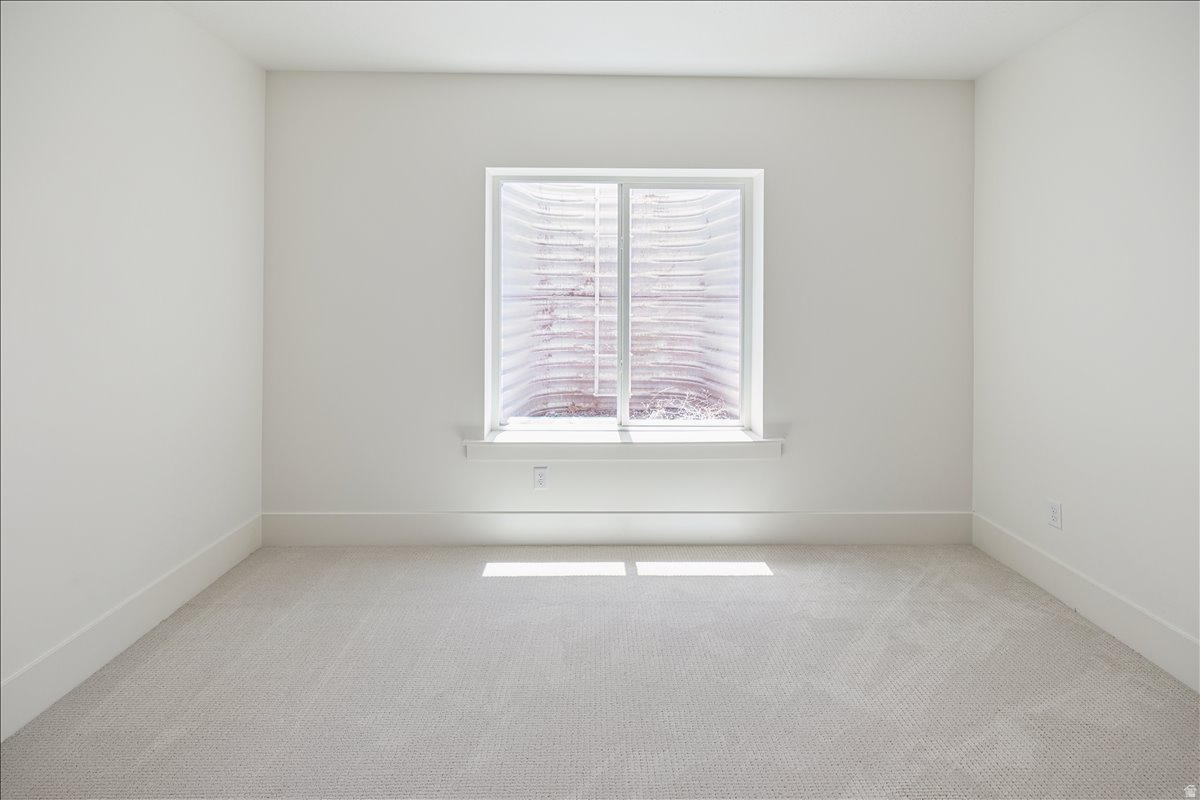 BEACON POINTE - Residential