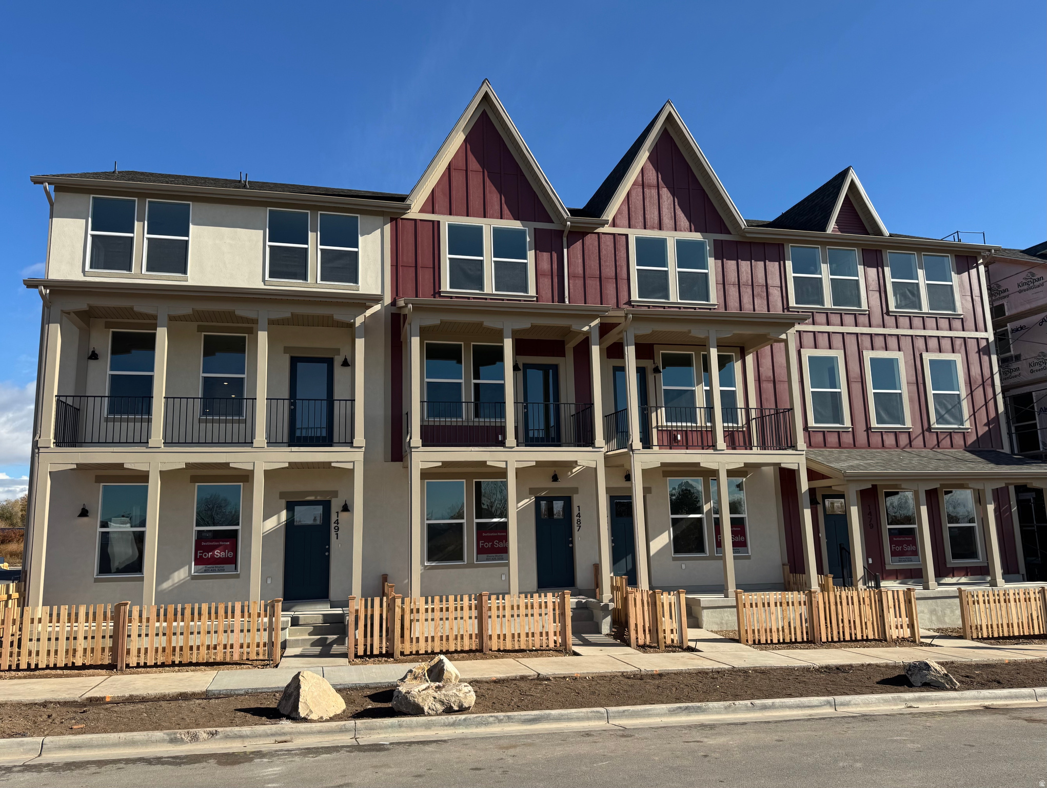 TRAILSIDE - Residential