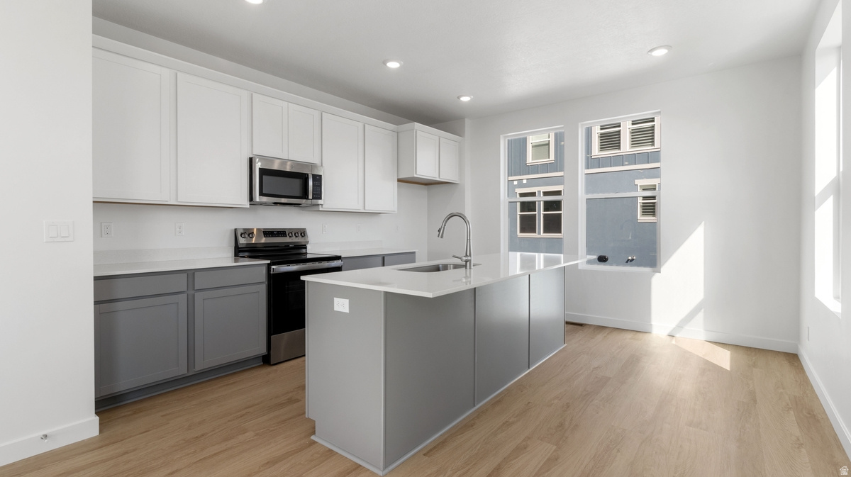 TRAILSIDE - Residential