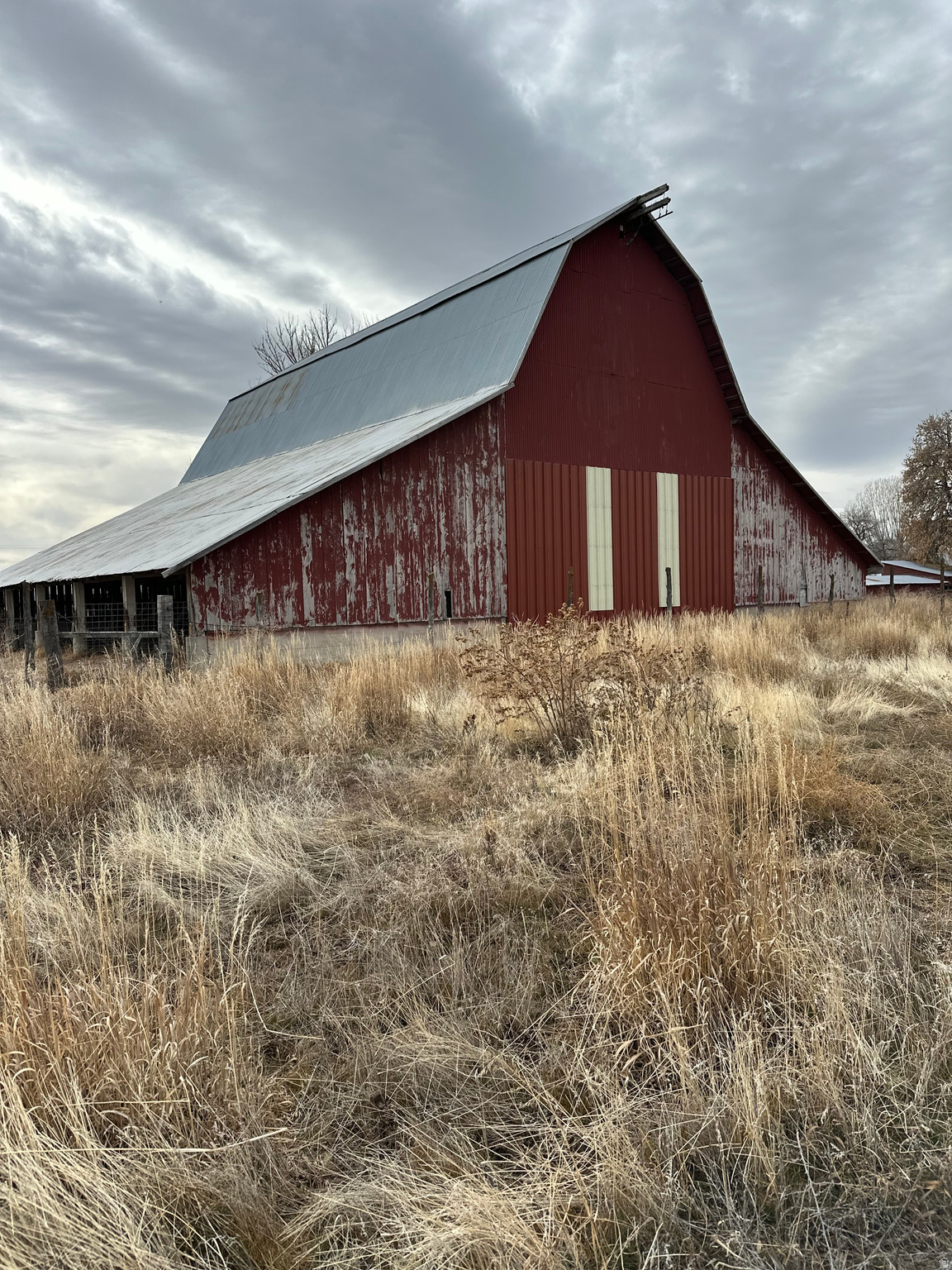 BROOKSIDE ESTATES - Land